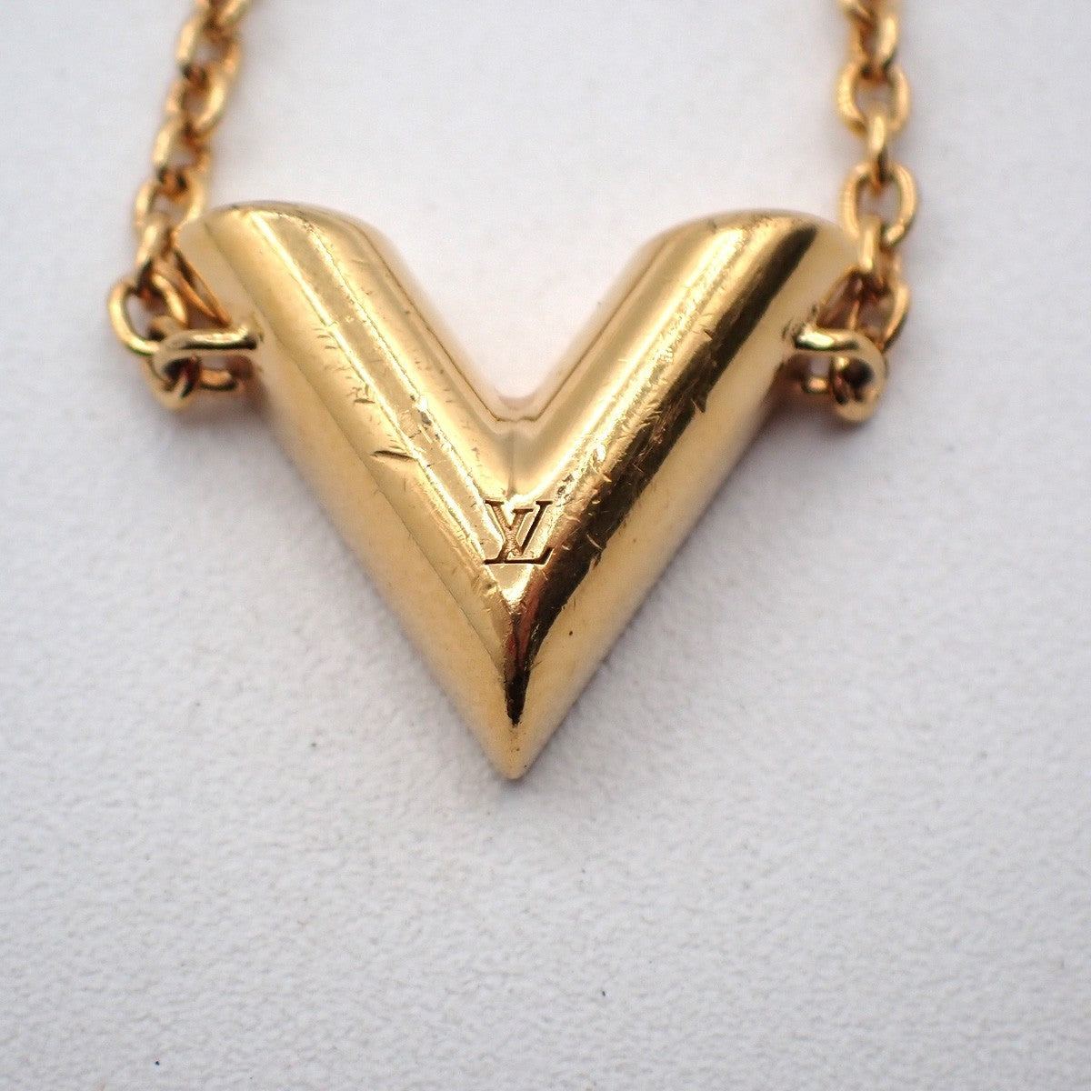 LOUIS VUITTON LV Logo Essential V Bracelet Gold-Plated Italy M61084 36RL847