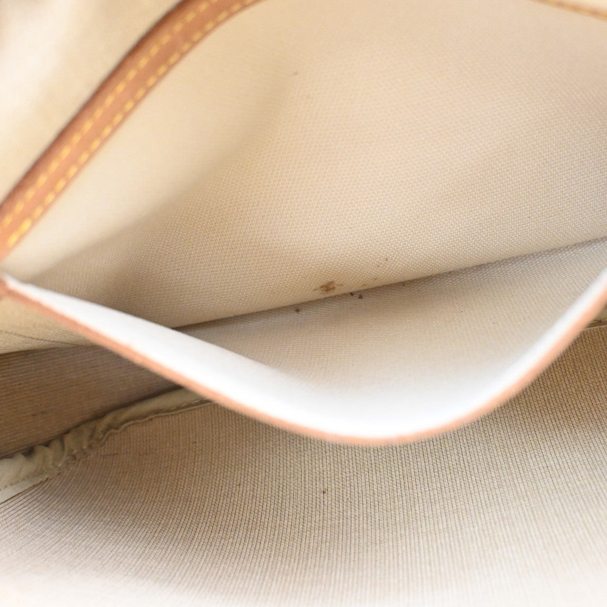 LOUIS VUITTON Reporter PM Crossbody Shoulder Bag Monogram Leather M45252 83PA027