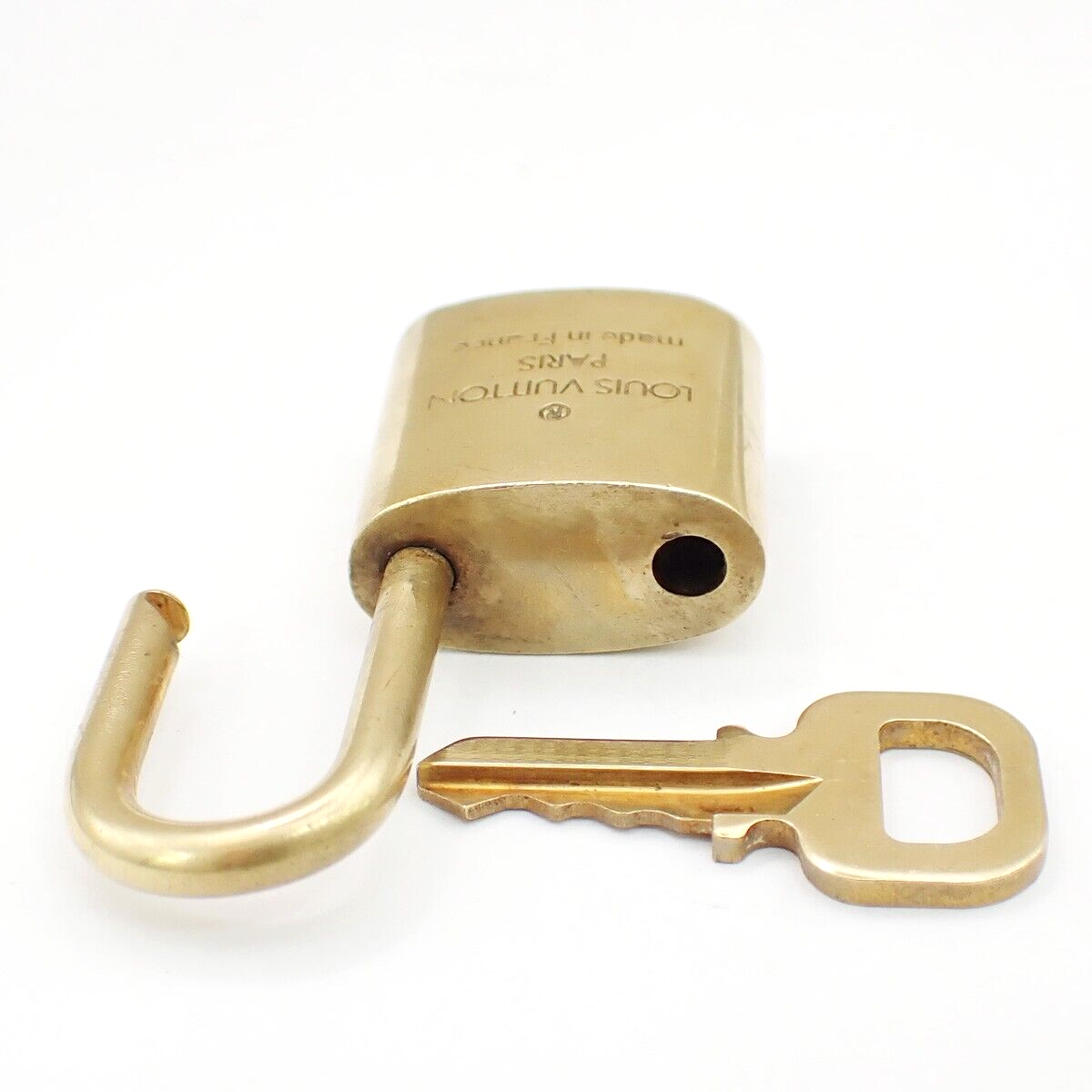 LOUIS VUITTON LV 10 Set  Padlock Key Bag Charm Cadena Gold Plated France 80YF800