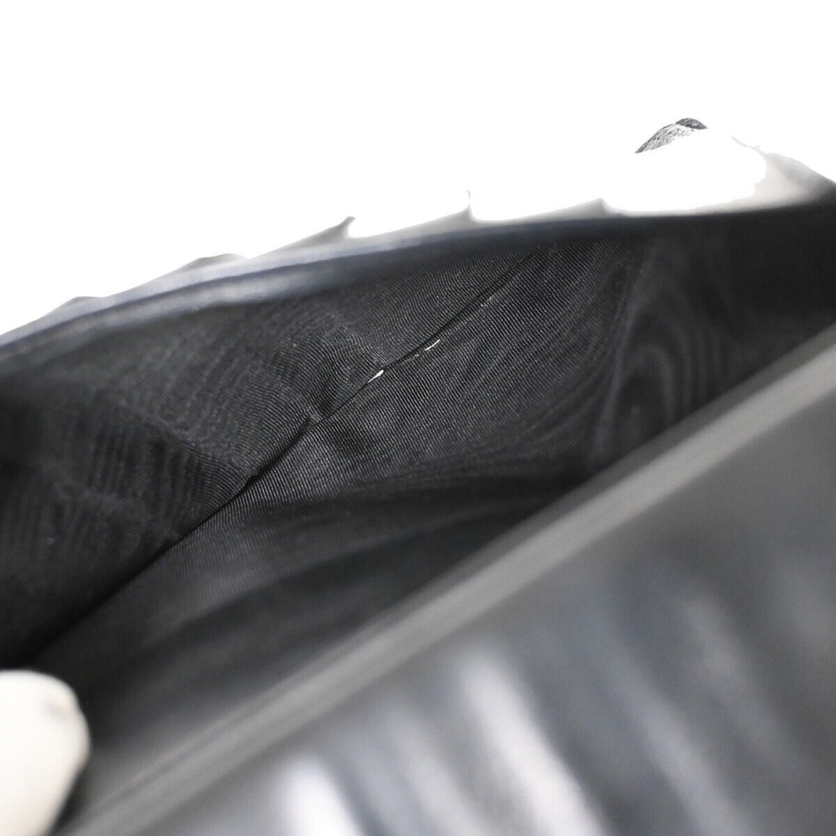 CHANEL CC Logo Long Bifold Wallet Purse Caviar Skin Leather Black GHW 34RF095