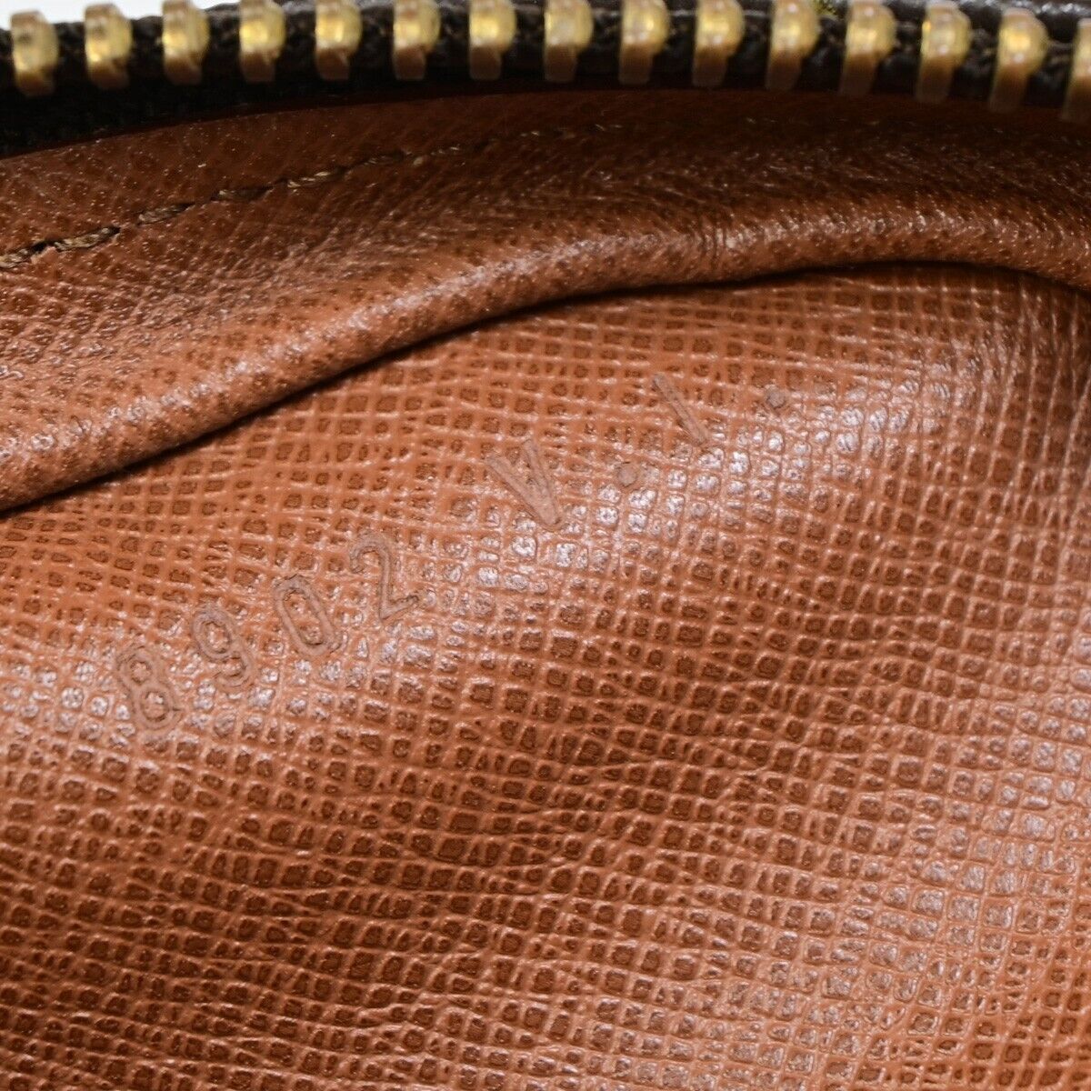 LOUIS VUITTON Sac 24 Heures Travel Hand Bag Monogram Leather BN M41387 33EB519