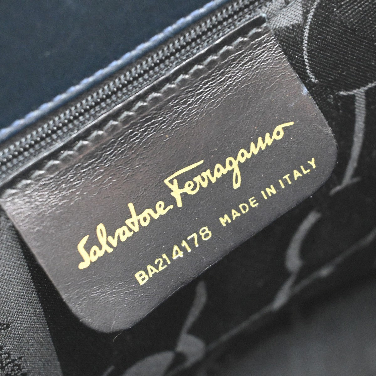 SALVATORE FERRAGAMO Vara Hand Bag Canvas Leather Navy Blue GHW Italy 37KA785