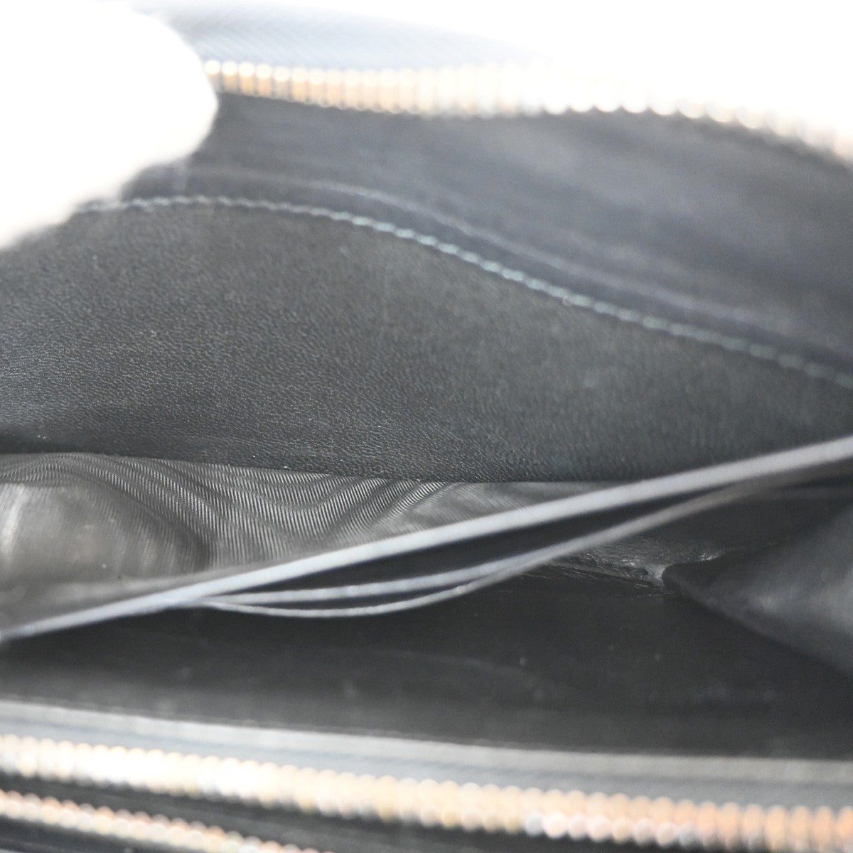 BOTTEGA VENETA Logo Intrecciato Long Zipper Around Wallet Leather Black 09TA155