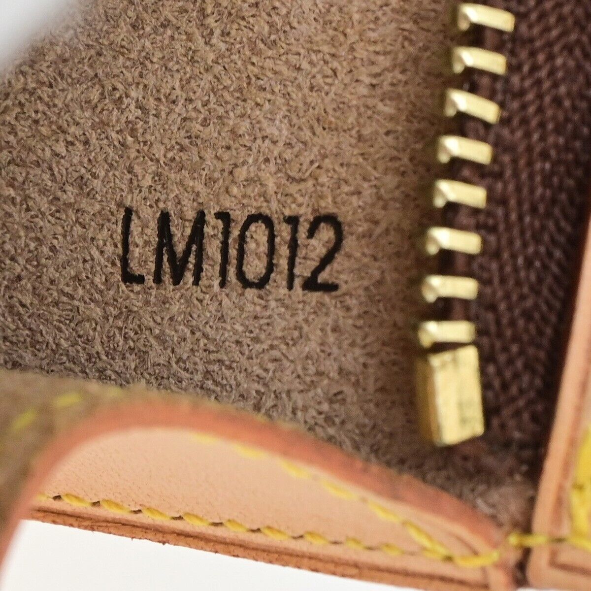 LOUIS VUITTON Logo Cabas Ambre  Pouch Bag Nomade Leather Beige Spain 04SJ427