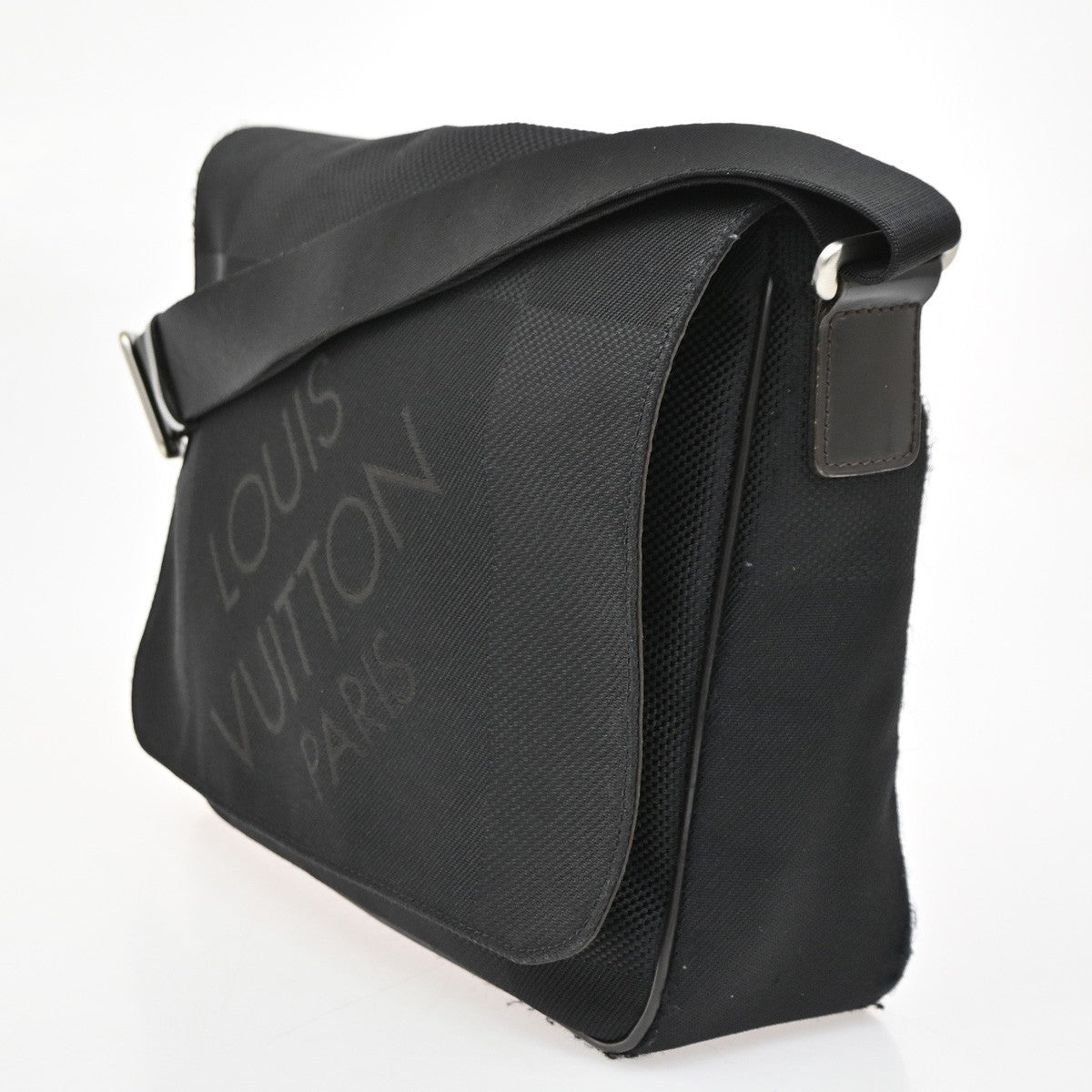 LOUIS VUITTON Messenger Bag Damier Geant Canvas Leather Black M93032 38KC050