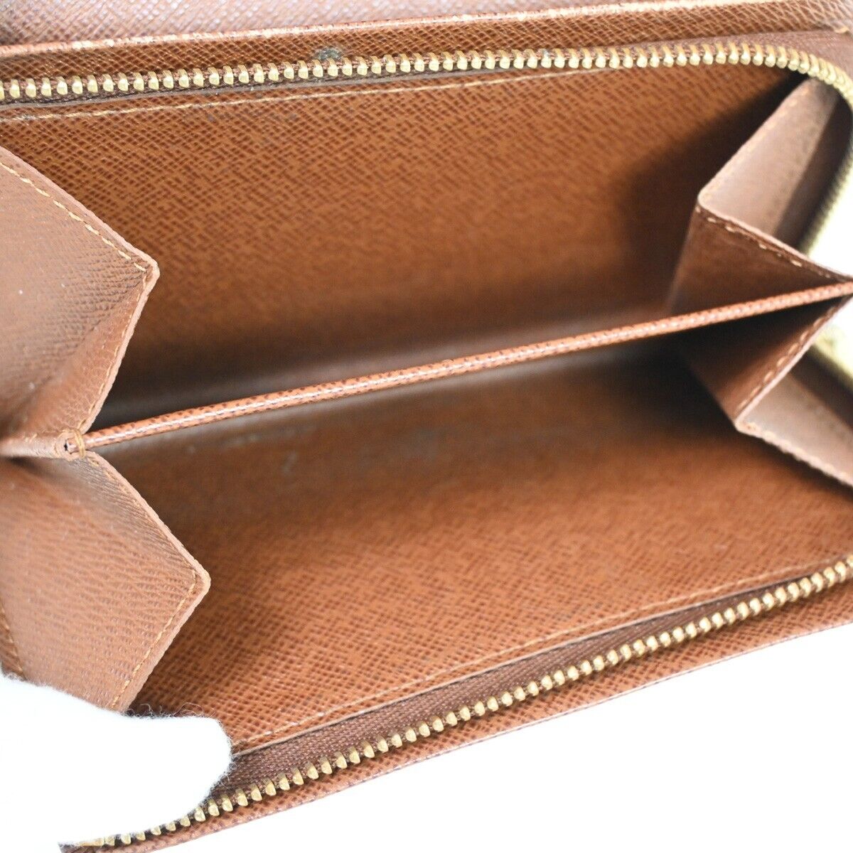LOUIS VUITTON Porte Monnaie Billets Tresor Bifold Wallet Monogram M61730 66SH502