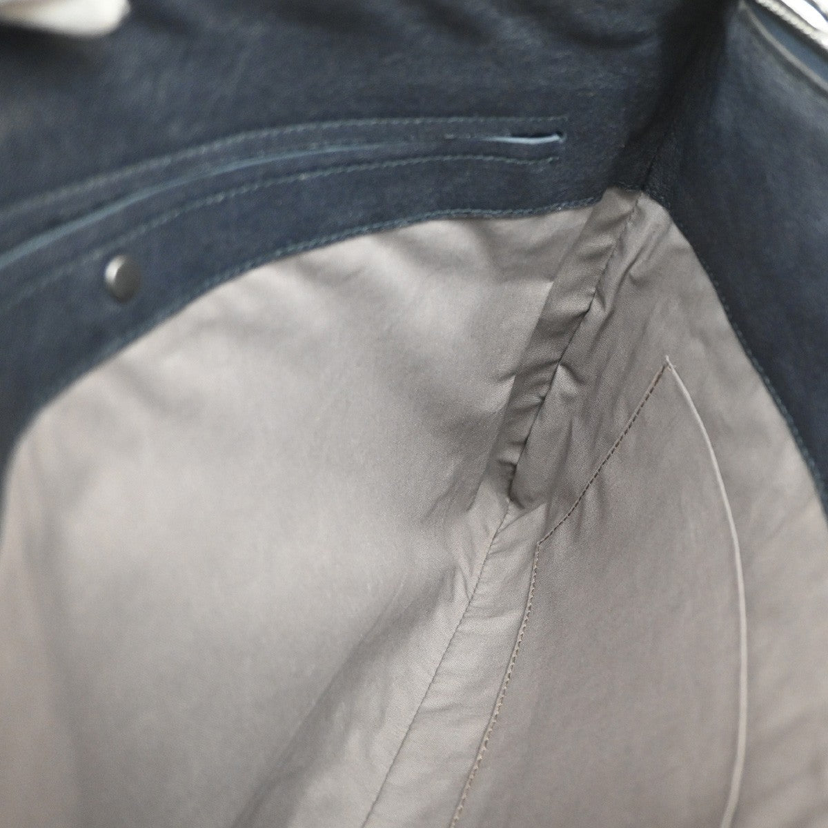 BOTTEGA VENETA Logo Intrecciato Clutch Hand Bag Leather Black BE KI 35YH811