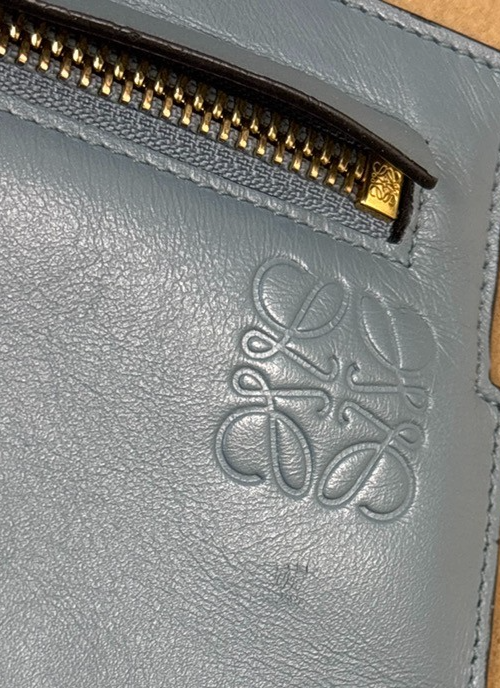 LOEWE Logo T Pouch Anagram Crossbody Shoulder Bag Leather Blue Spain GHW 35TA620