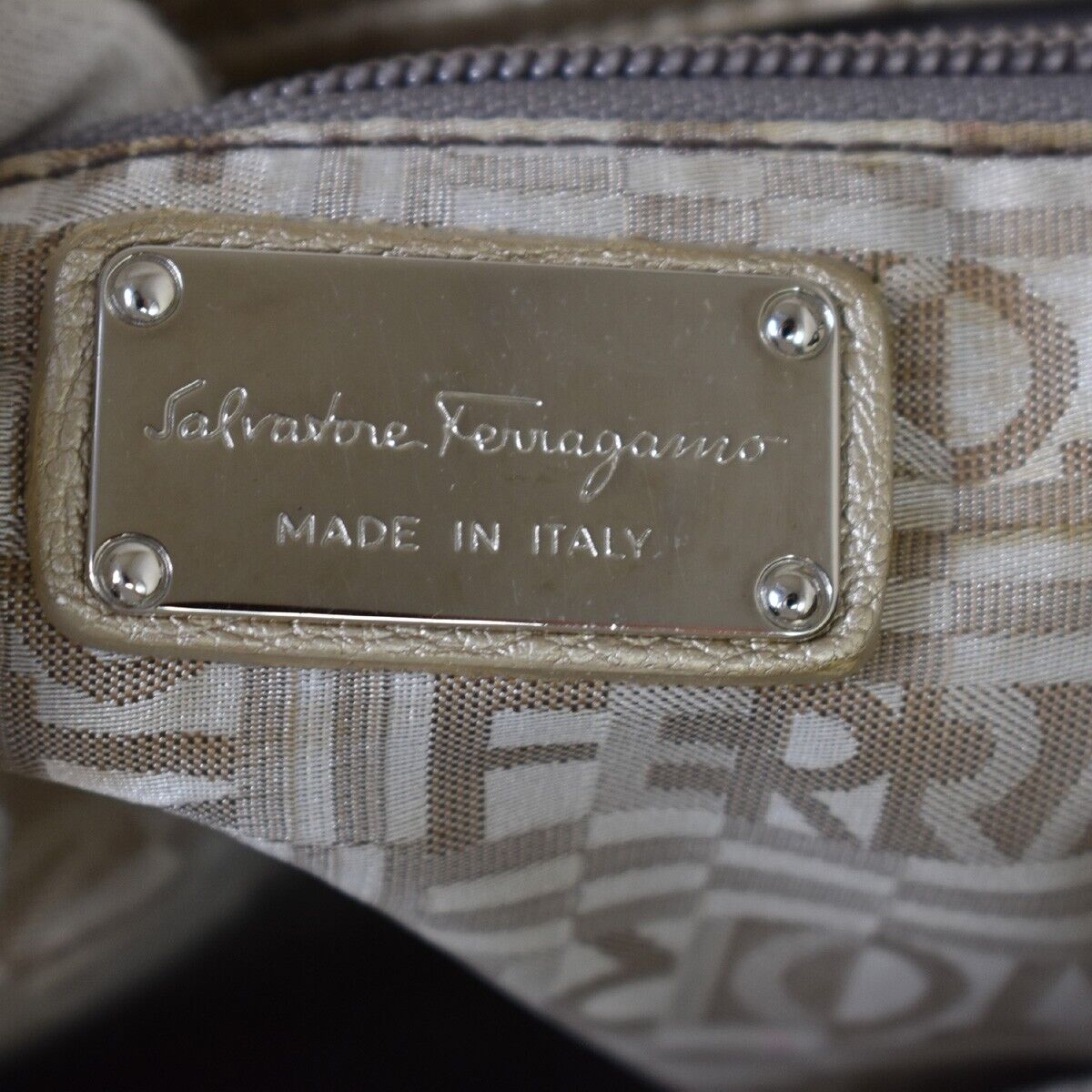 SALVATORE FERRAGAMO Logo Gancini Shoulder Bag Leather Gold 04JH321