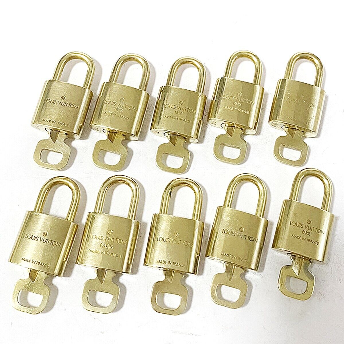 LOUIS VUITTON LV 10 SET PADLOCK KEY BAG CHARM CADENA GOLD-PLATED FRANCE 38MT217