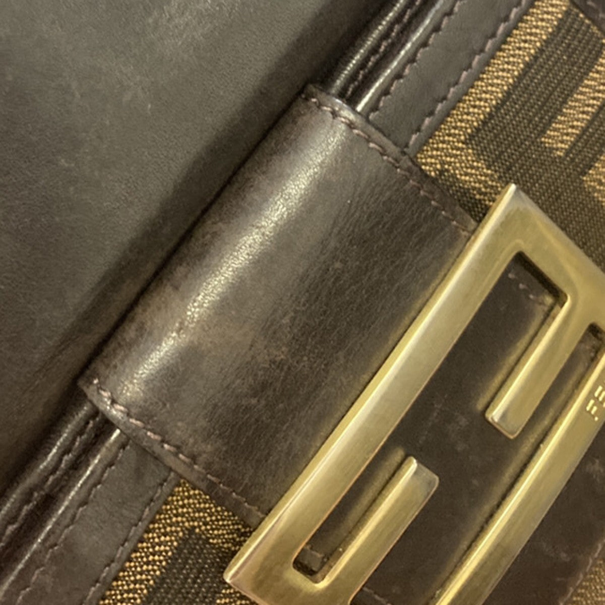 FENDI Logo Zucca Pattern Bifold Wallet Canvas Leather Brown Italy 08EE278