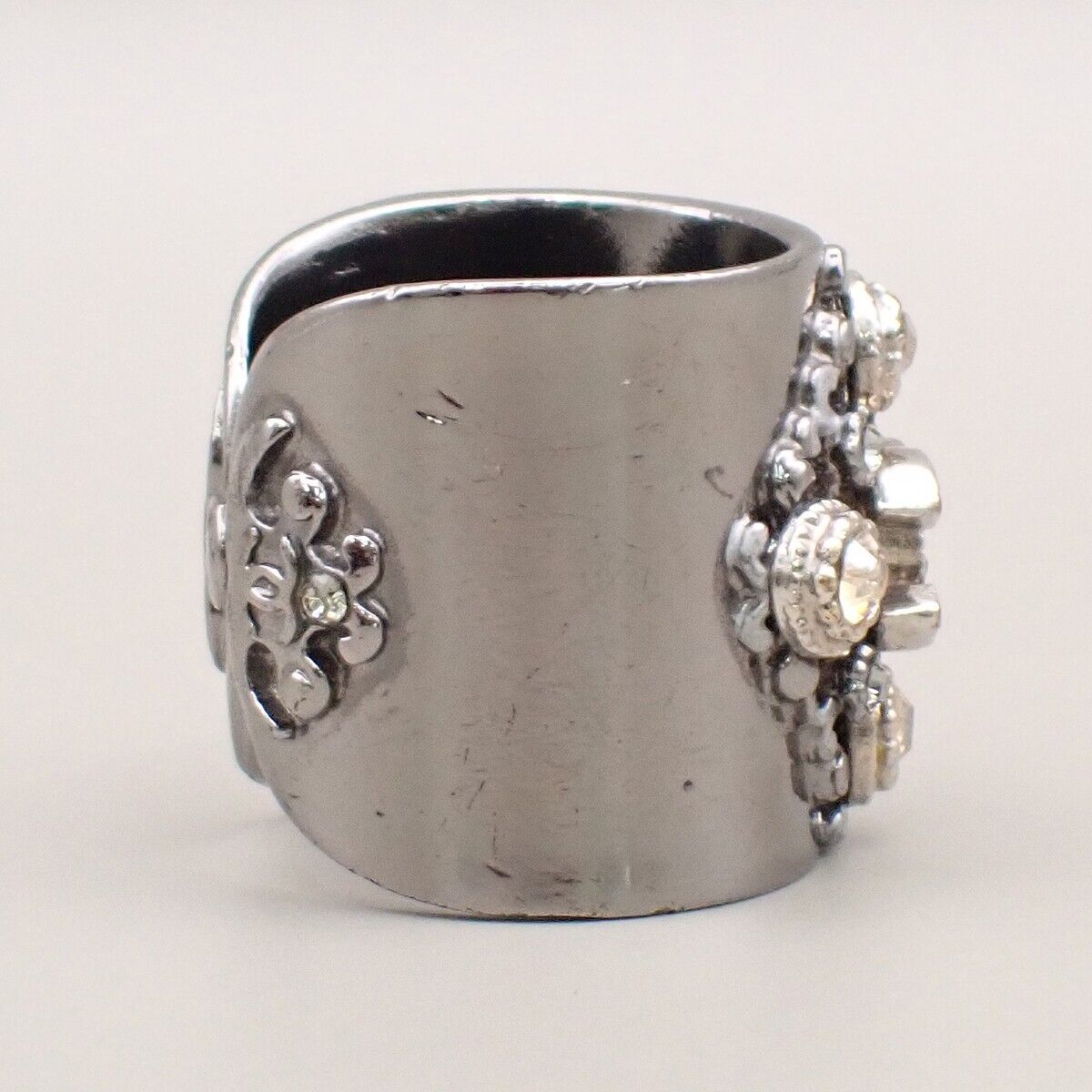CHANEL CC Logo Rhinestone Ring 06P  Silver Plated France Accessory 34YE511