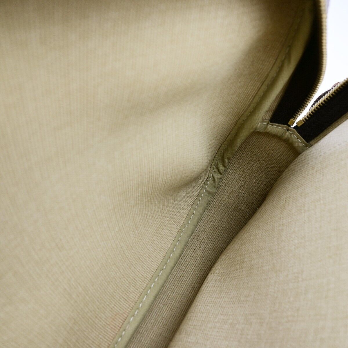 LOUIS VUITTON Reporter PM Crossbody Shoulder Bag Monogram Leather M45254 17ED015