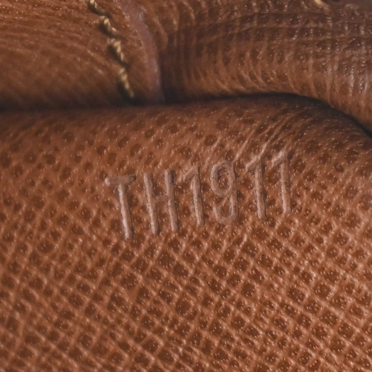 LOUIS VUITTON Senlis Shoulder Bag Monogram Leather Brown France M51222 88YJ195