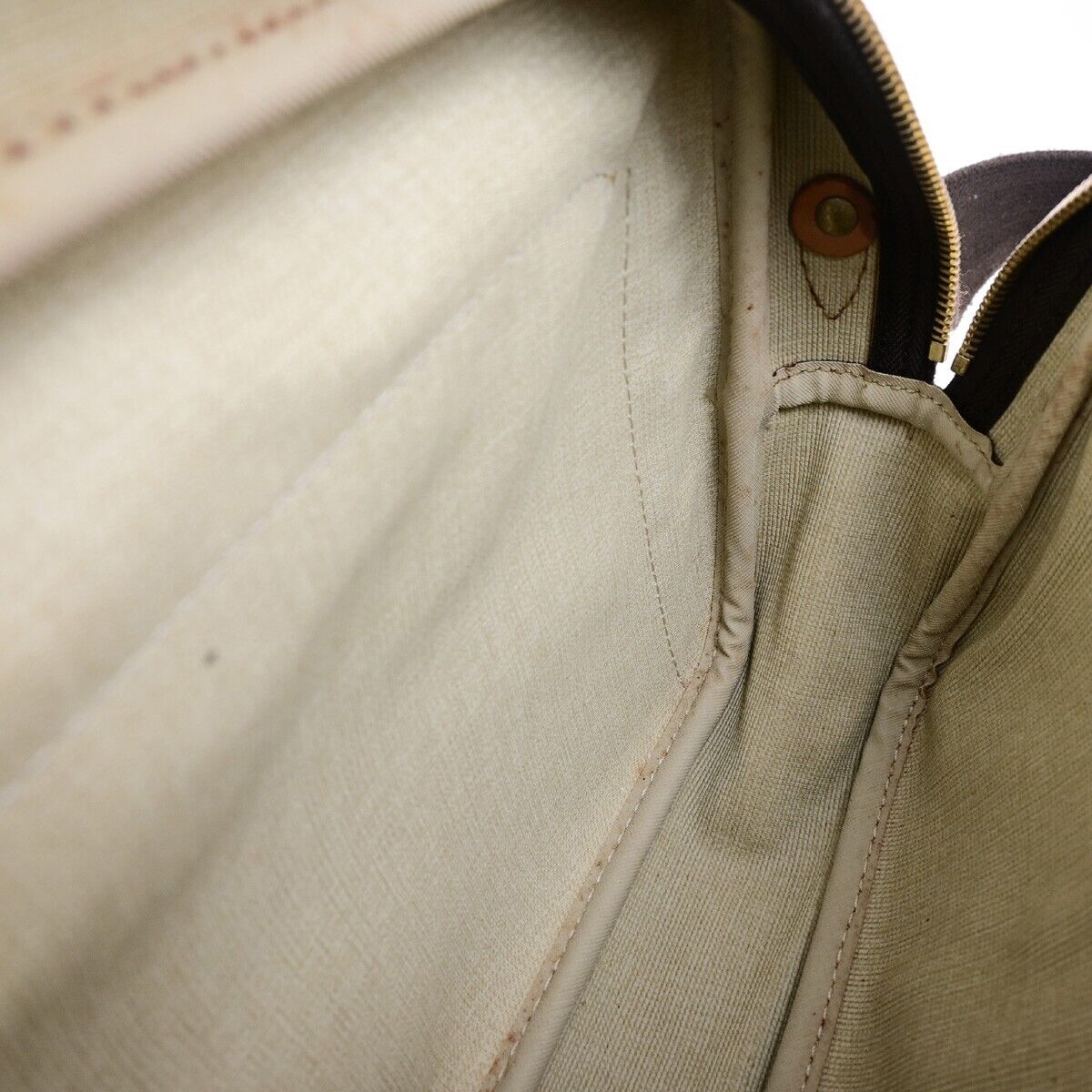 LOUIS VUITTON Reporter PM Crossbody Shoulder Bag Monogram Leather M45254 80ED037