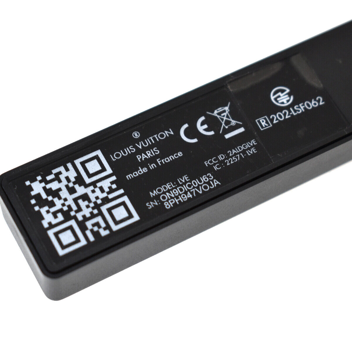 LOUIS VUITTON LV Echo LPWA IoT Luggage Tracker Horizon Battery Item BK 06RJ209