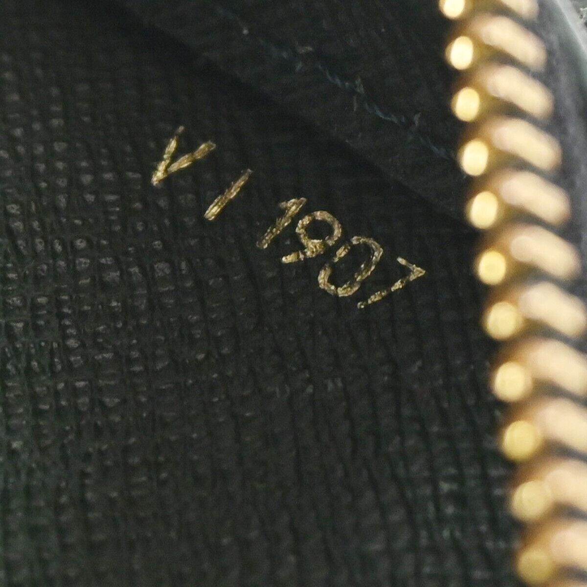 LOUIS VUITTON LV Logo BAIKAL Clutch Hand Bag Taiga Leather Epicea M30184 61FA015