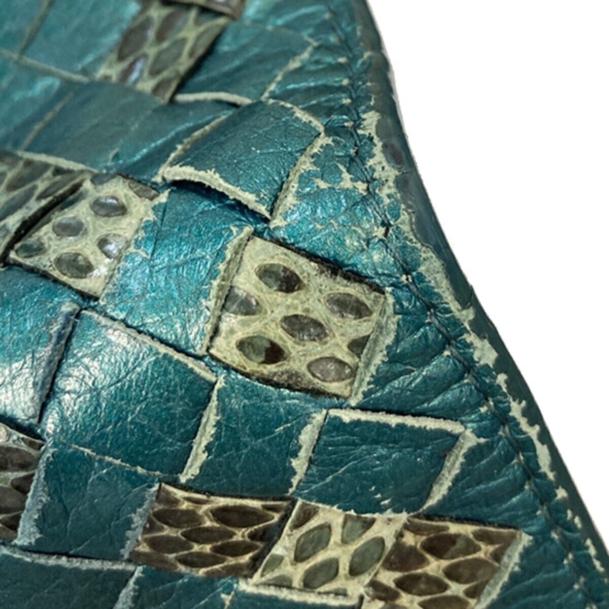 BOTTEGA VENETA Logo Intrecciato Bifold Wallet Exotic Leather Green Italy 68EC872