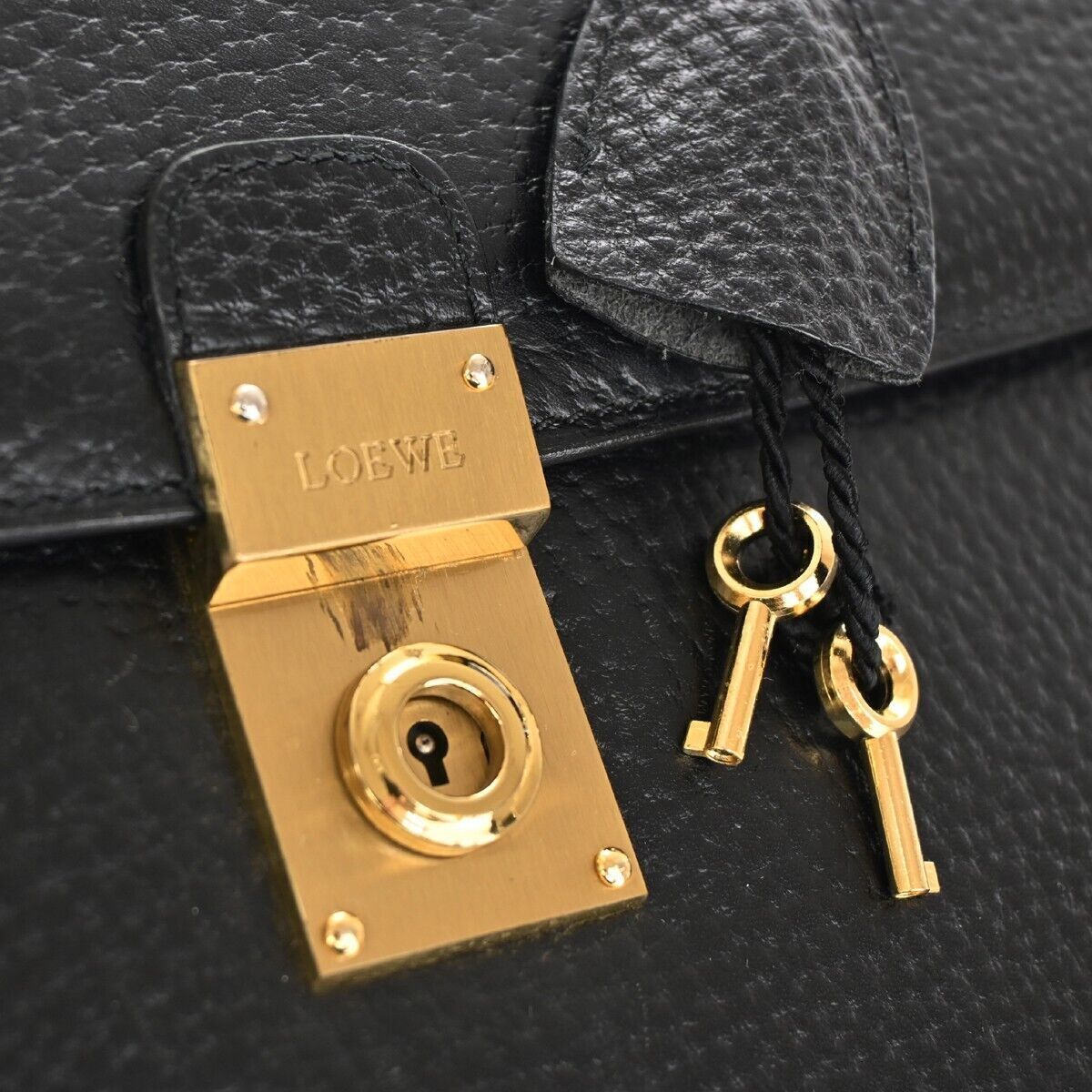 LOEWE Logo Anagram Briefcase Hand Bag Leather Key Black Gold Spain 61GA035
