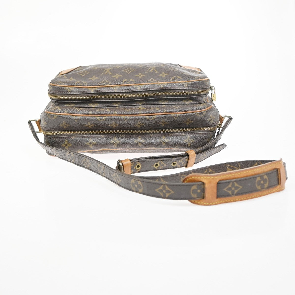 LOUIS VUITTON Nile Crossbody Shoulder Bag Monogram Leather Brown M45244 39KC979