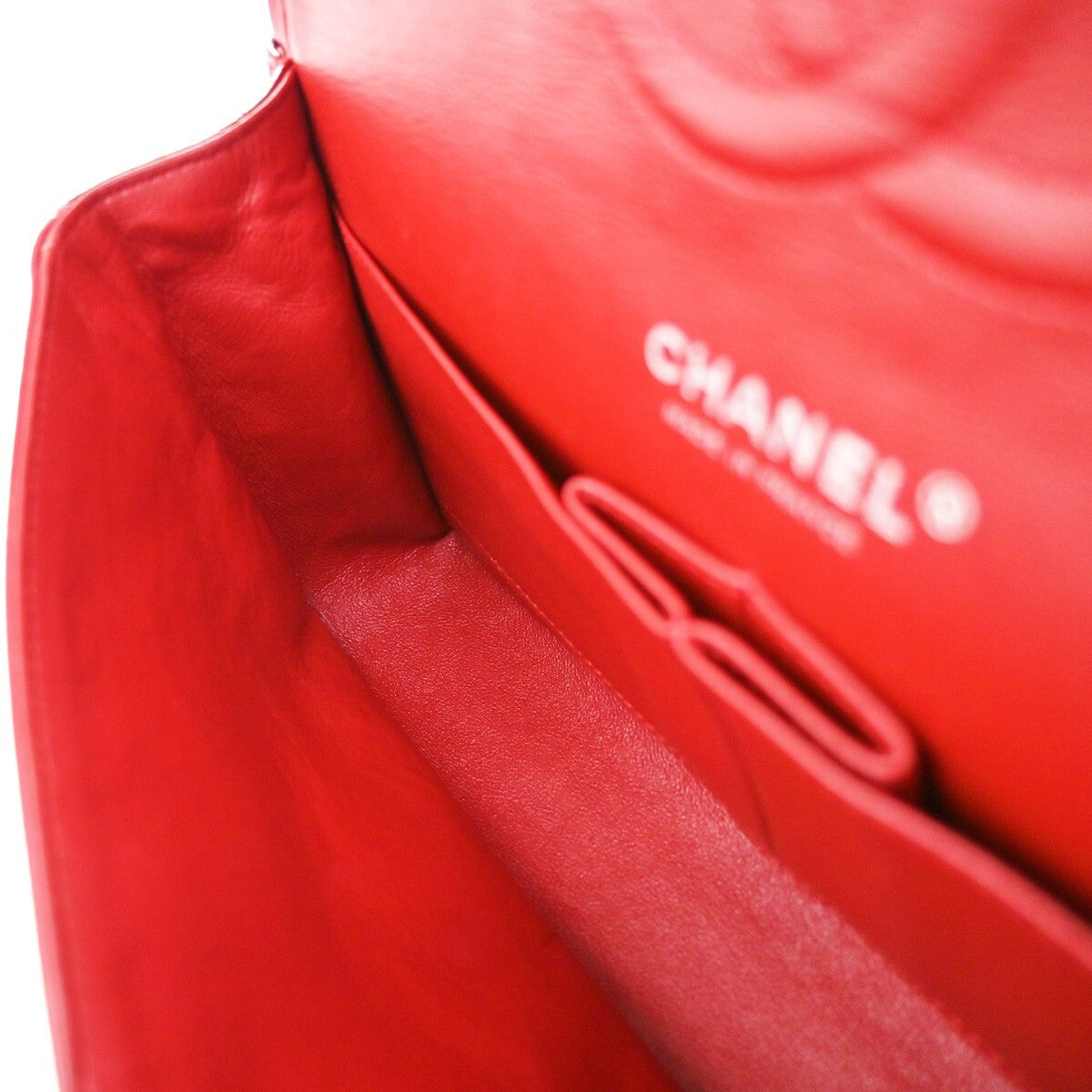 CHANEL Matelasse 25 Double Flap Chain Shoulder Bag Patent Leather Red 339RF259