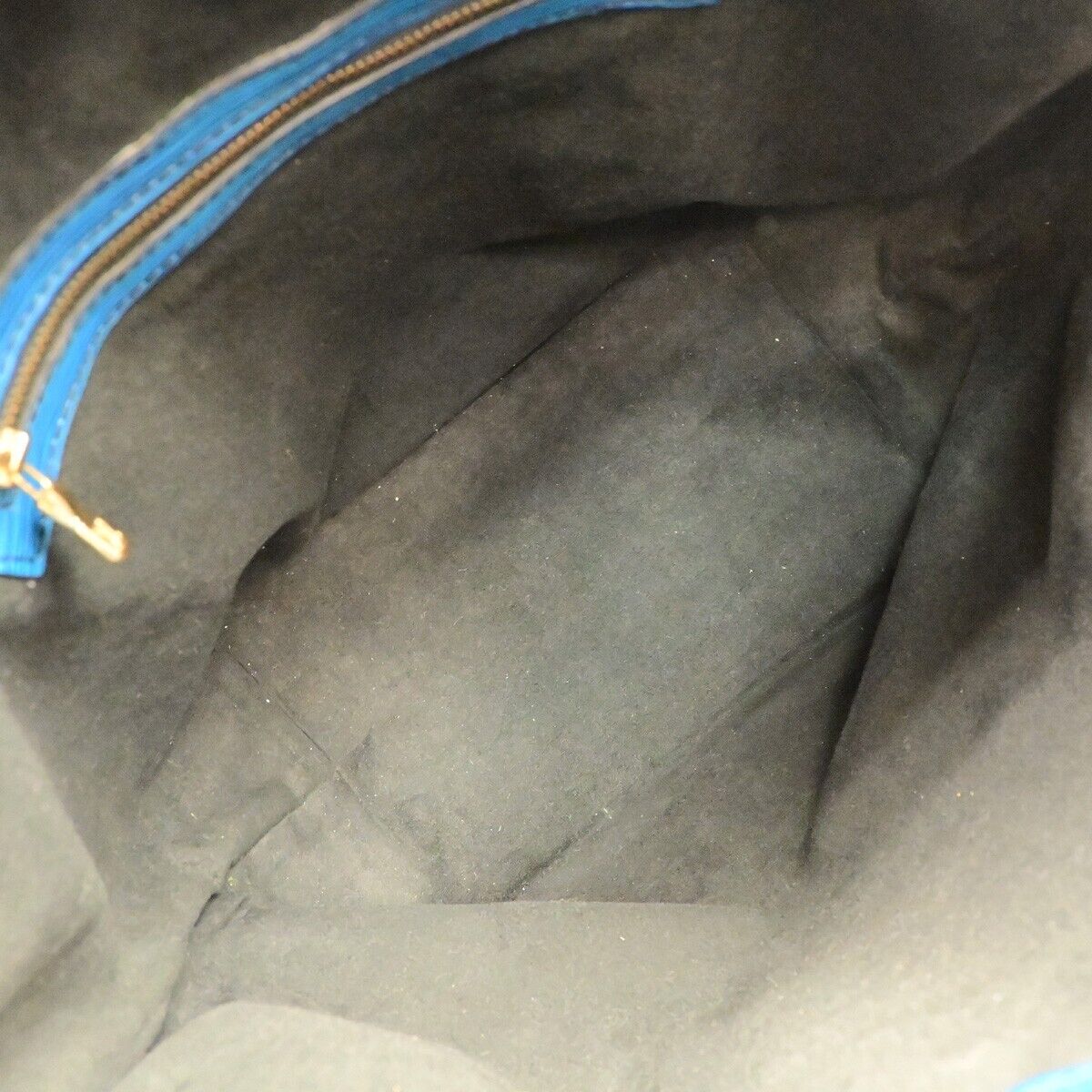 LOUIS VUITTON Noe GM Drawstring Shoulder Bag Epi Leather Blue M44005 65ED948