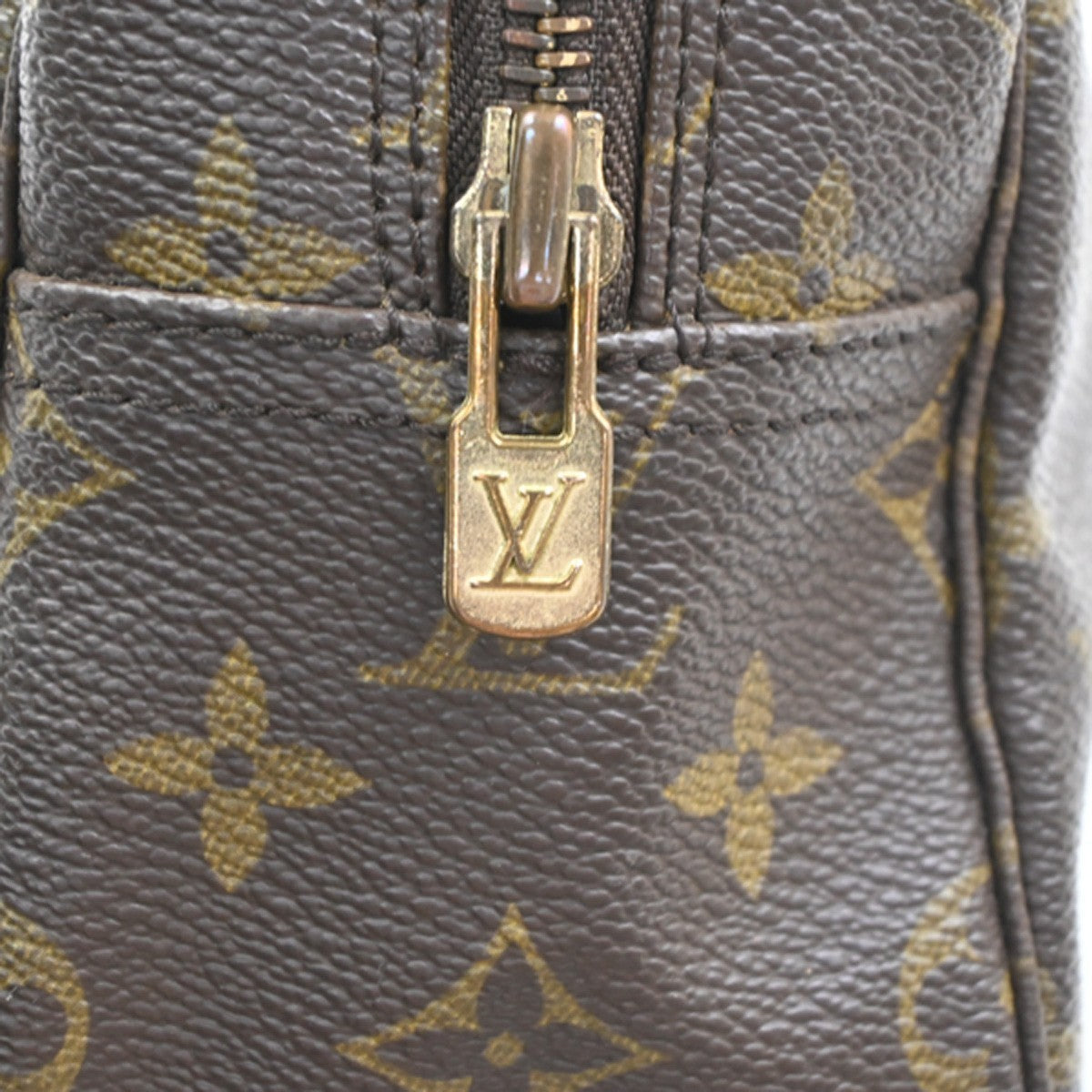 LOUIS VUITTON Trousse Toilette 28 Clutch Hand Bag Monogram Brown M47522 66PA052