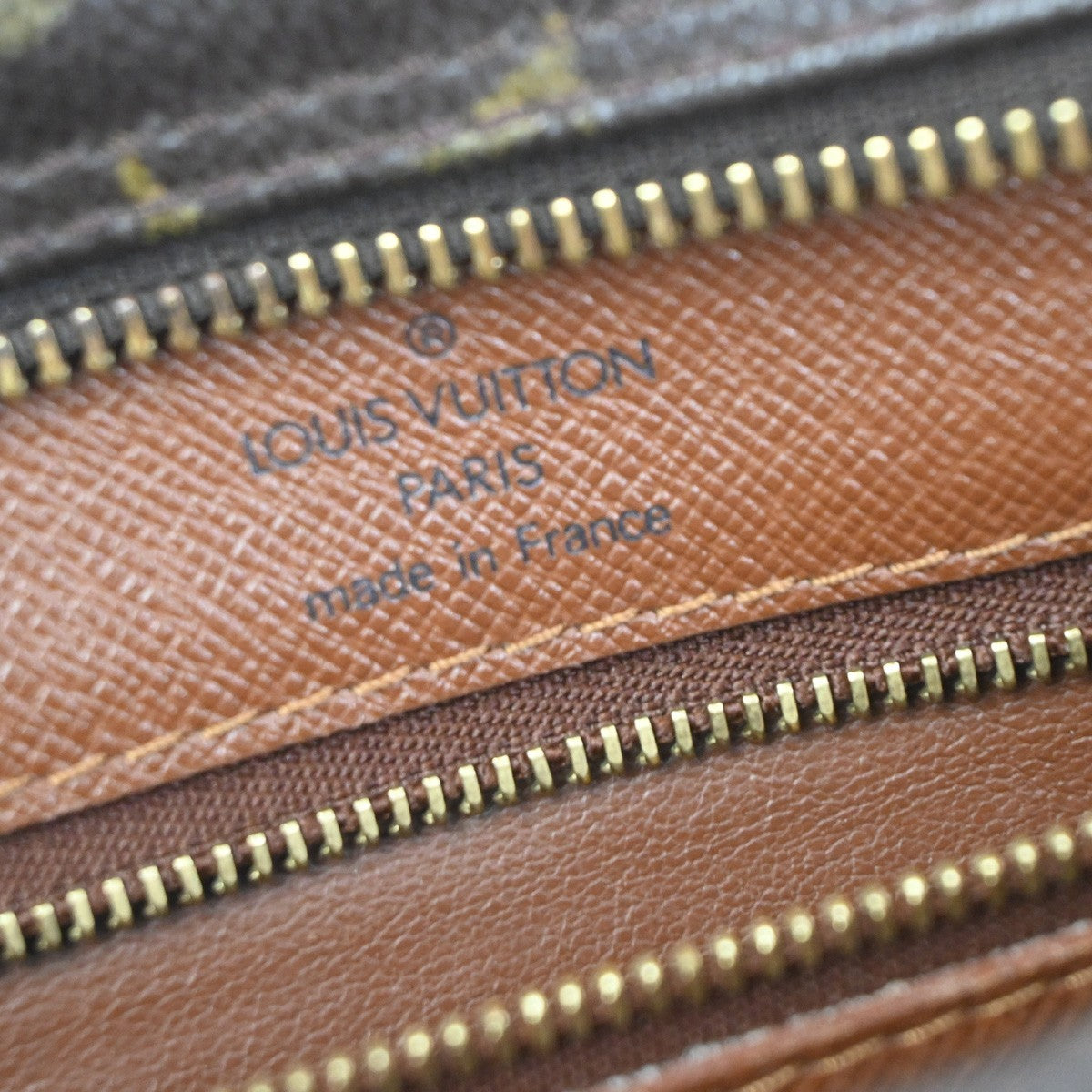 LOUIS VUITTON Nile Crossbody Shoulder Bag Monogram Leather Brown M45244 70KC827