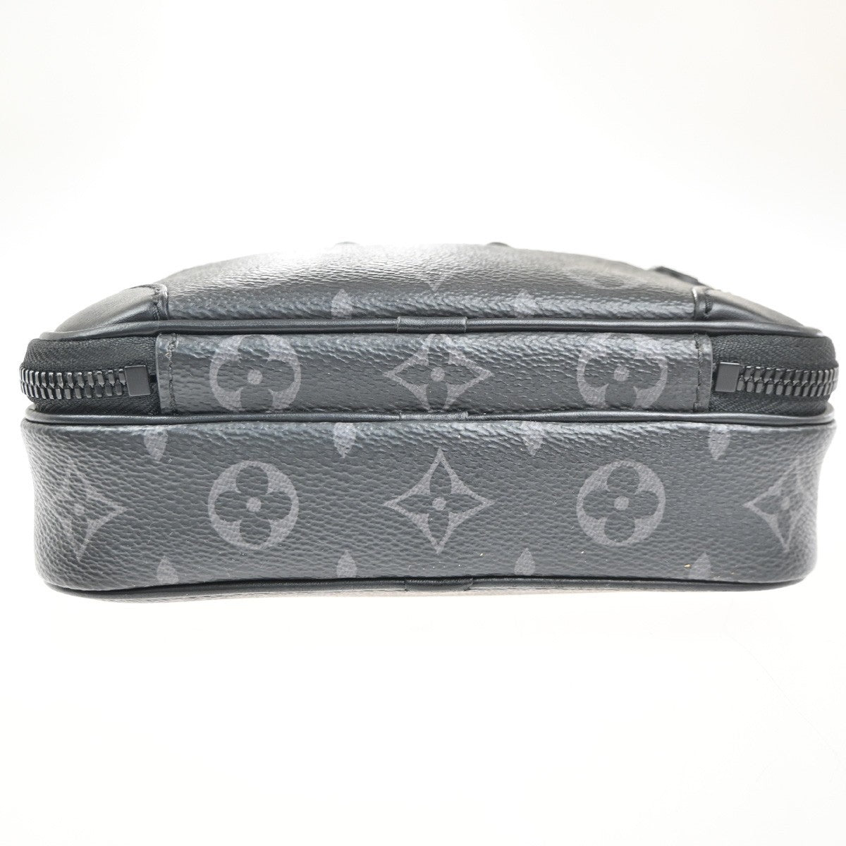 LOUIS VUITTON Alpha Wearable Shoulder Bag Monogram Eclipse Black M82542 660MA337