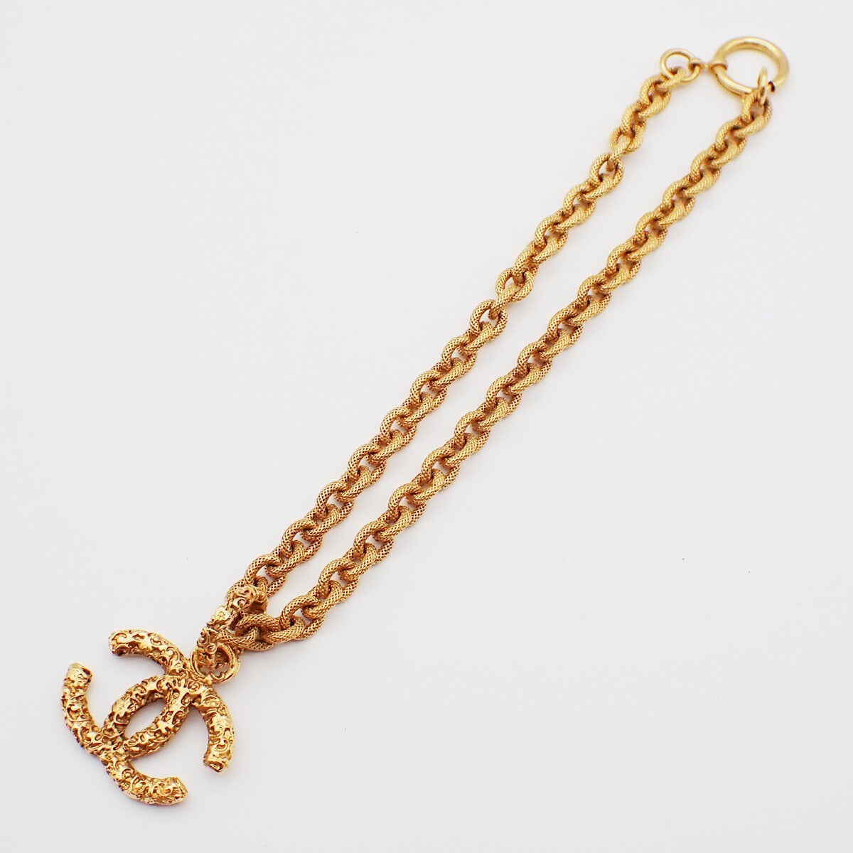 CHANEL CC Logo Chain Charm Pendant Necklace 93 A Gold Accessory Vinatge 631RF325