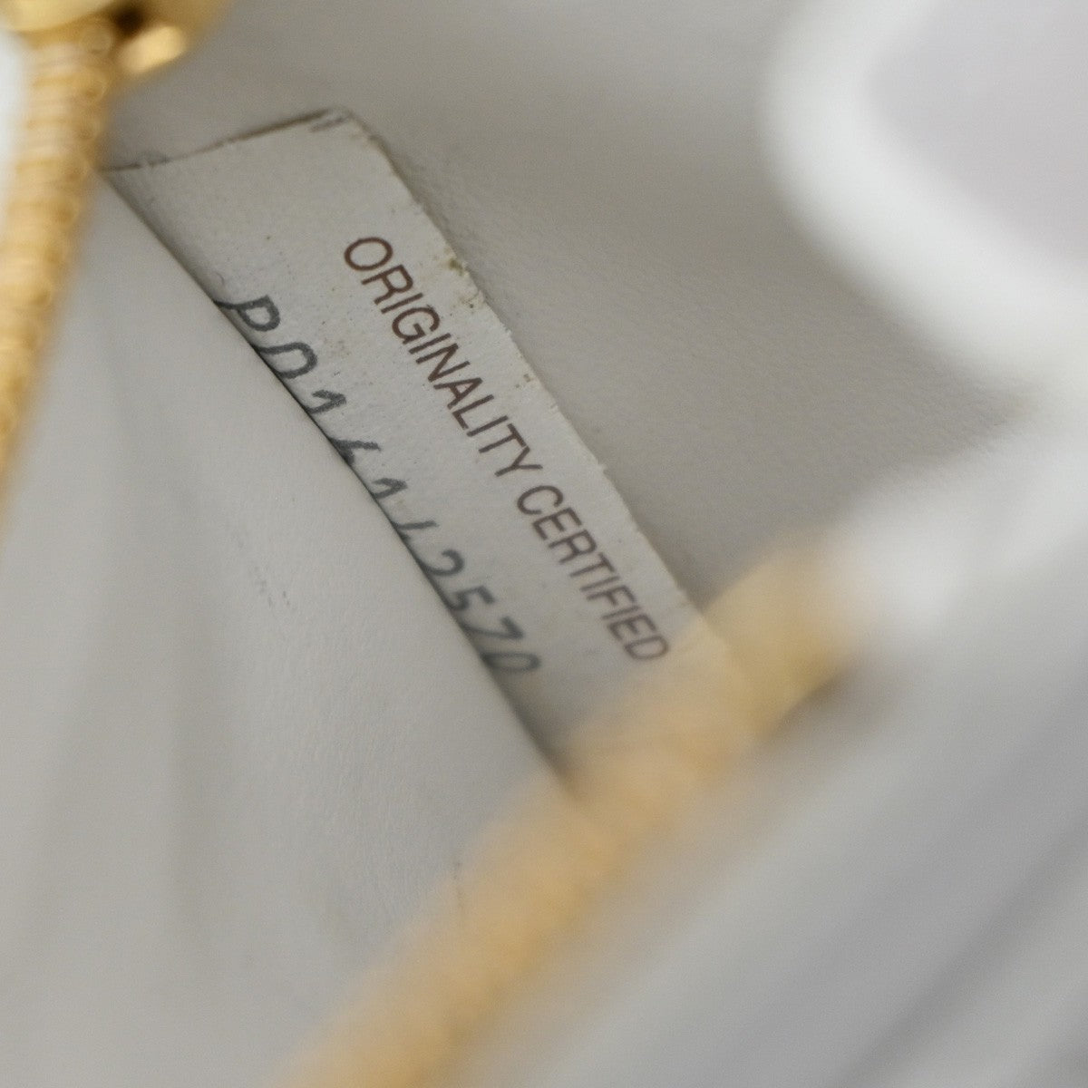 BOTTEGA VENETA Logo Cassette Intrecciato Compact Wallet Leather White 65EG128