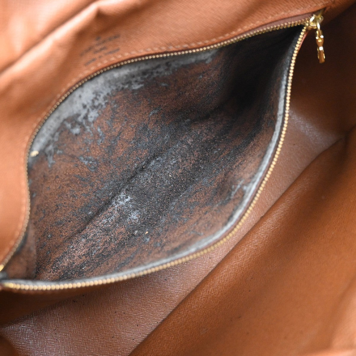 LOUIS VUITTON Boulogne 35 Shoulder Bag Monogram Leather Brown M51260 82YJ178