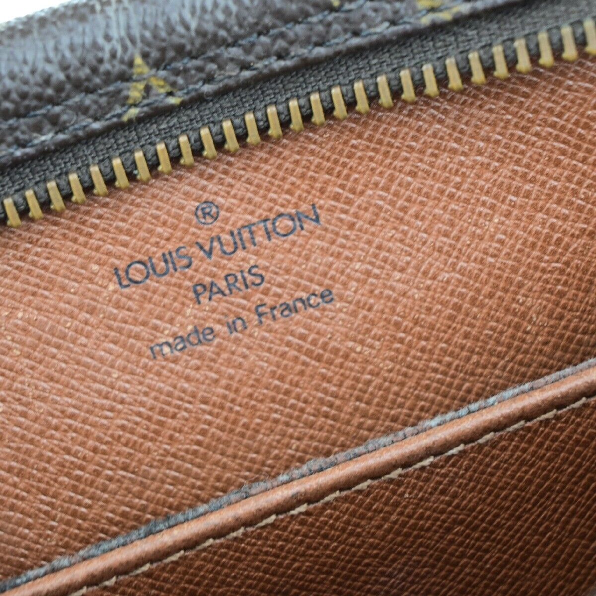 LOUIS VUITTON Compiegne 23 Clutch Hand Bag Monogram Leather Brown M51847 68EC900