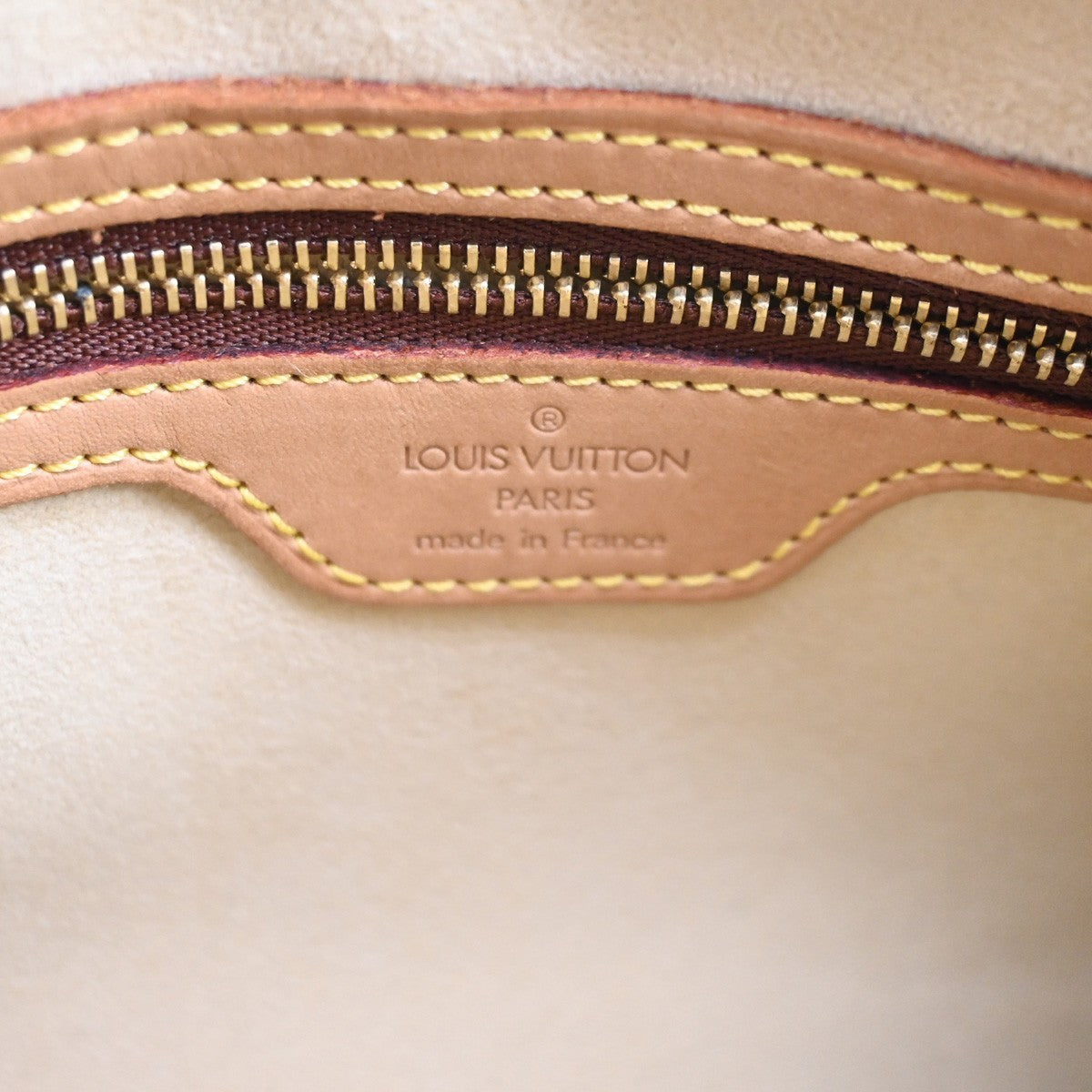LOUIS VUITTON Looping MM Shoulder Bag Monogram Leather BN France M51146 22SA142