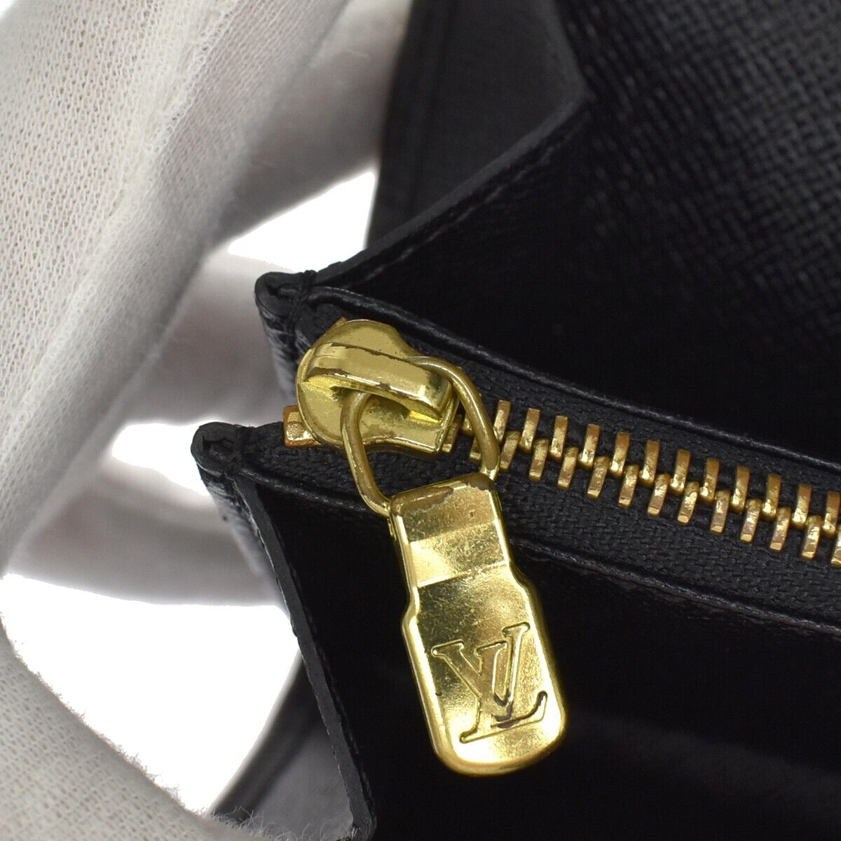 LOUIS VUITTON Porte Monnaie Credit Long Bifold Wallet Epi Leather M63572 62GA238