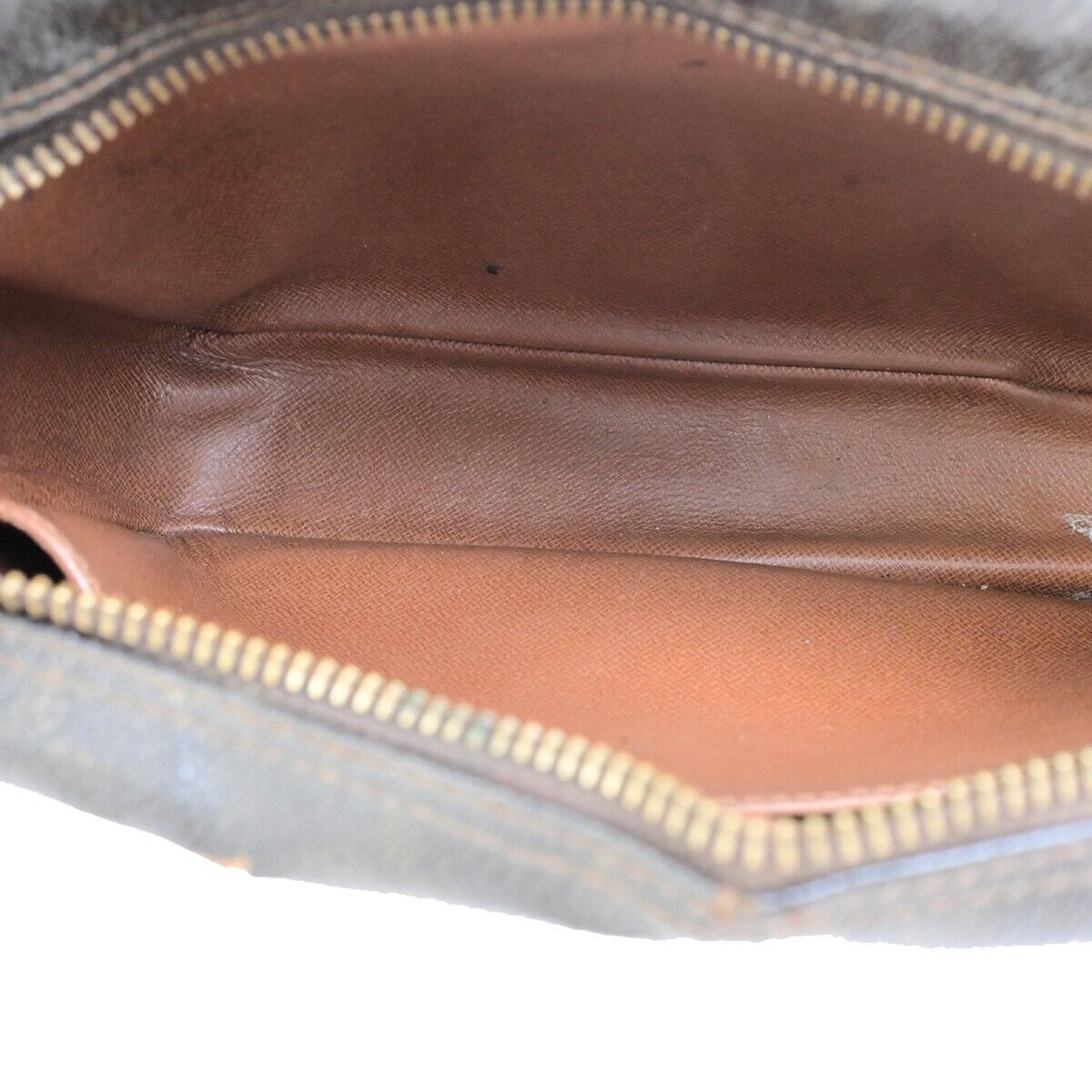 LOUIS VUITTON Compiegne 23 Clutch Hand Bag Monogram Leather Brown M51847 01FB194