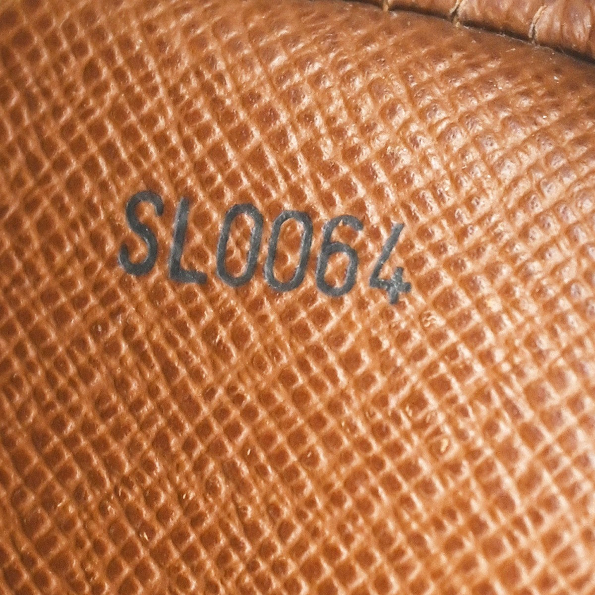 LOUIS VUITTON Danube Shoulder Bag Monogram Leather Brown France M45266 30CA204