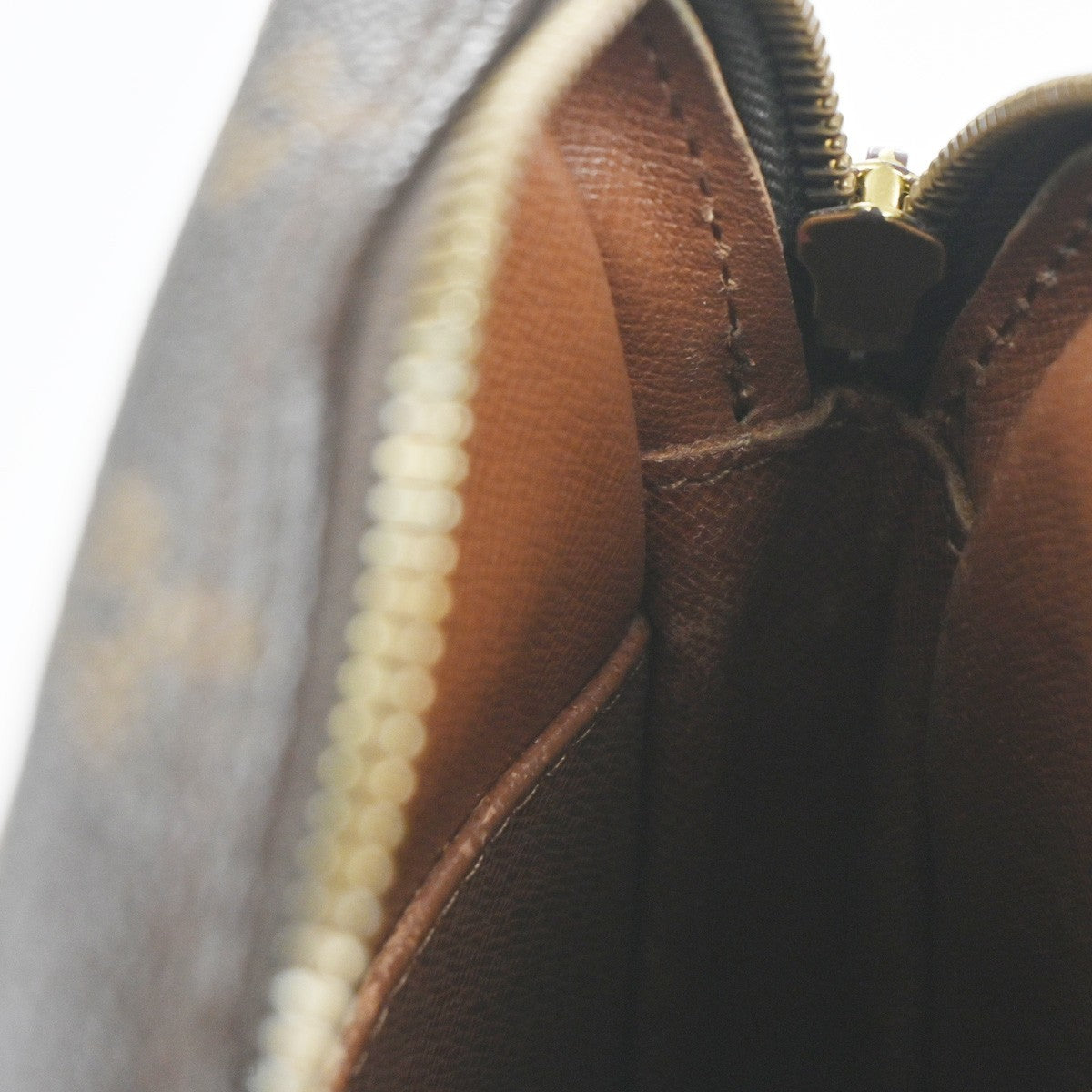 LOUIS VUITTON Danube Shoulder Bag Monogram Leather Brown France M45266 67CA600