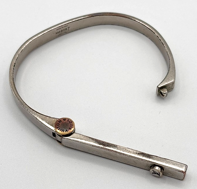 LOUIS VUITTON LV Lock Bracelet  Silver Metal Italy M68087 07KD100