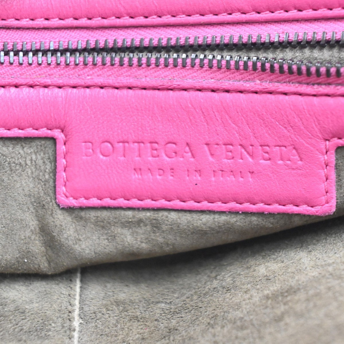 BOTTEGA VENETA Intrecciato Nodini Logo Shoulder Bag Leather Pink Italy 98MA219