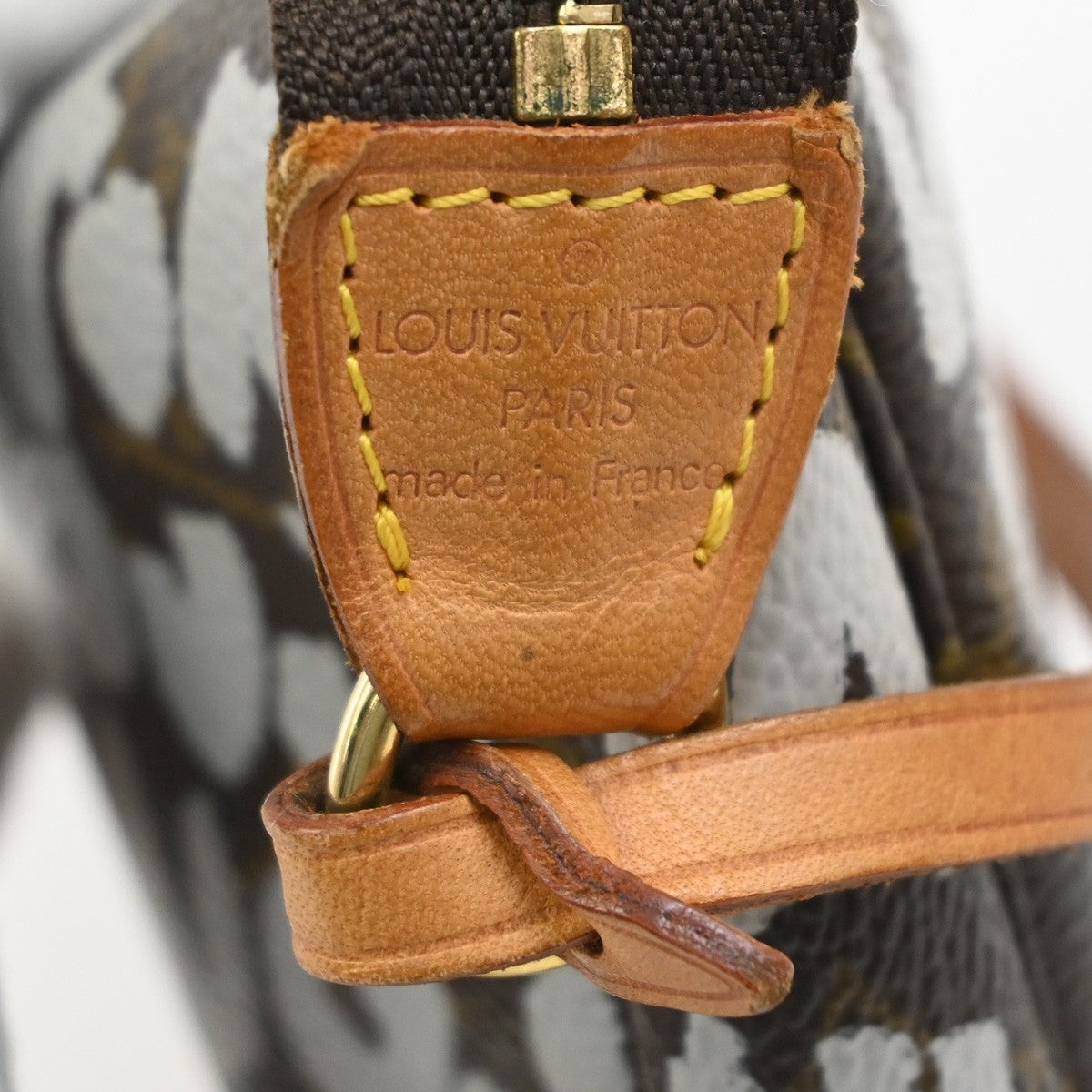 LOUIS VUITTON Pochette Accessoires Hand Bag Monogram Graffiti BN M92192 664RQ038