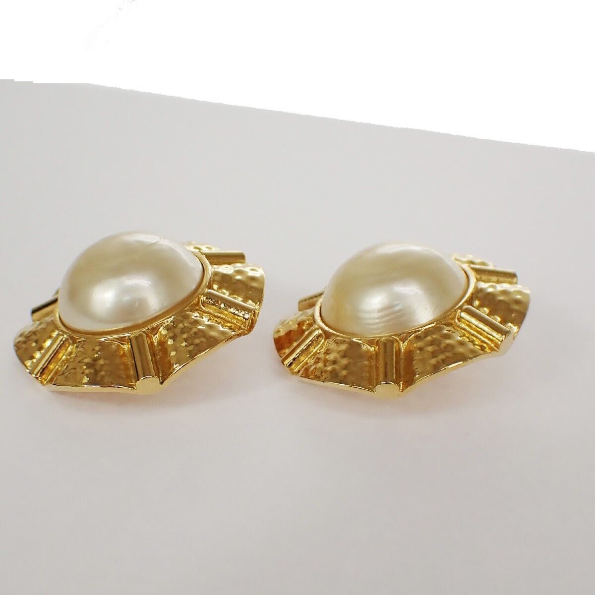 CHANEL CC Logo Round Button Earrings 25 Clip-On Imitation Pearl Gold 31GA593