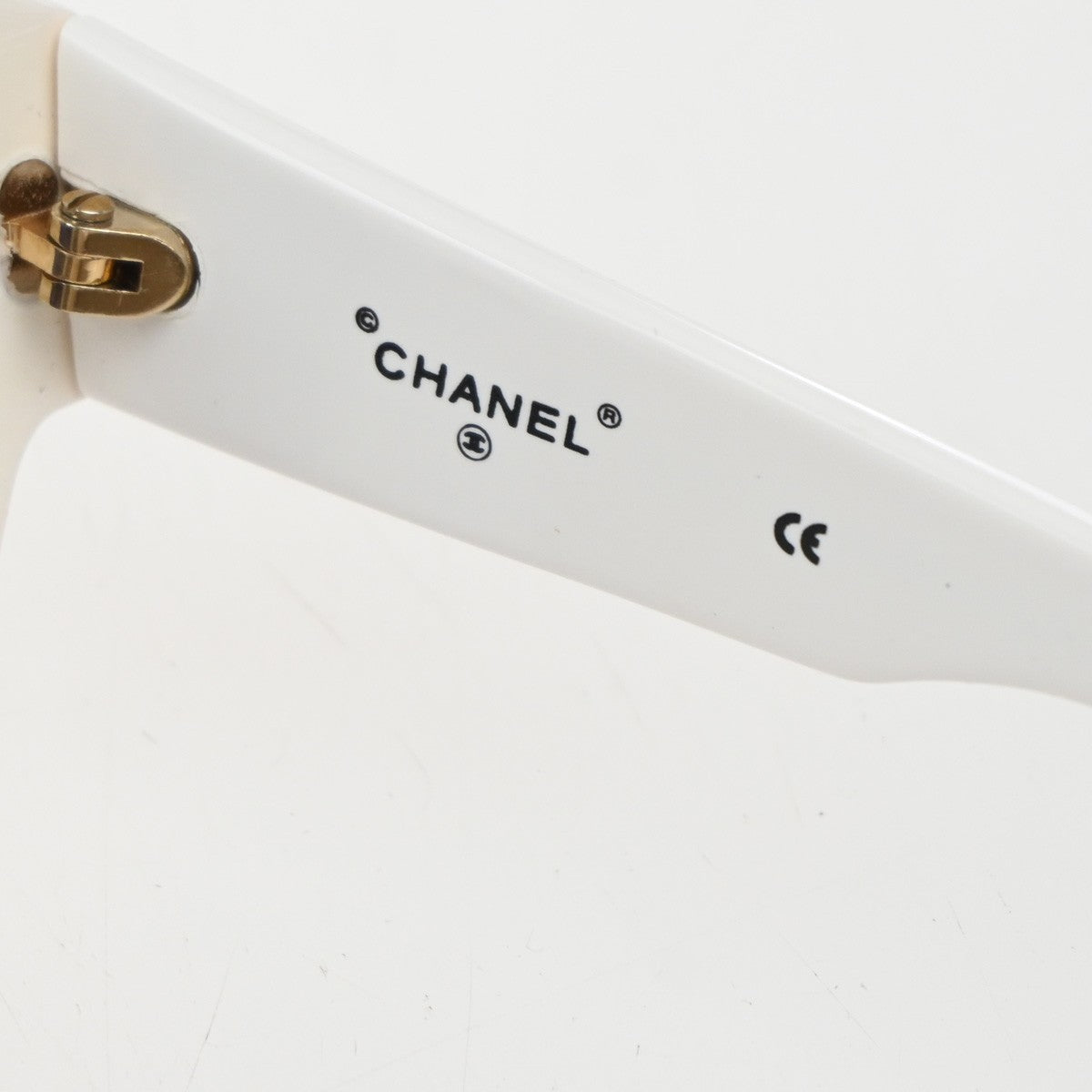 CHANEL Logo Sunglasses Eye Wear Plastic Black White 05247 Italy 68RP135