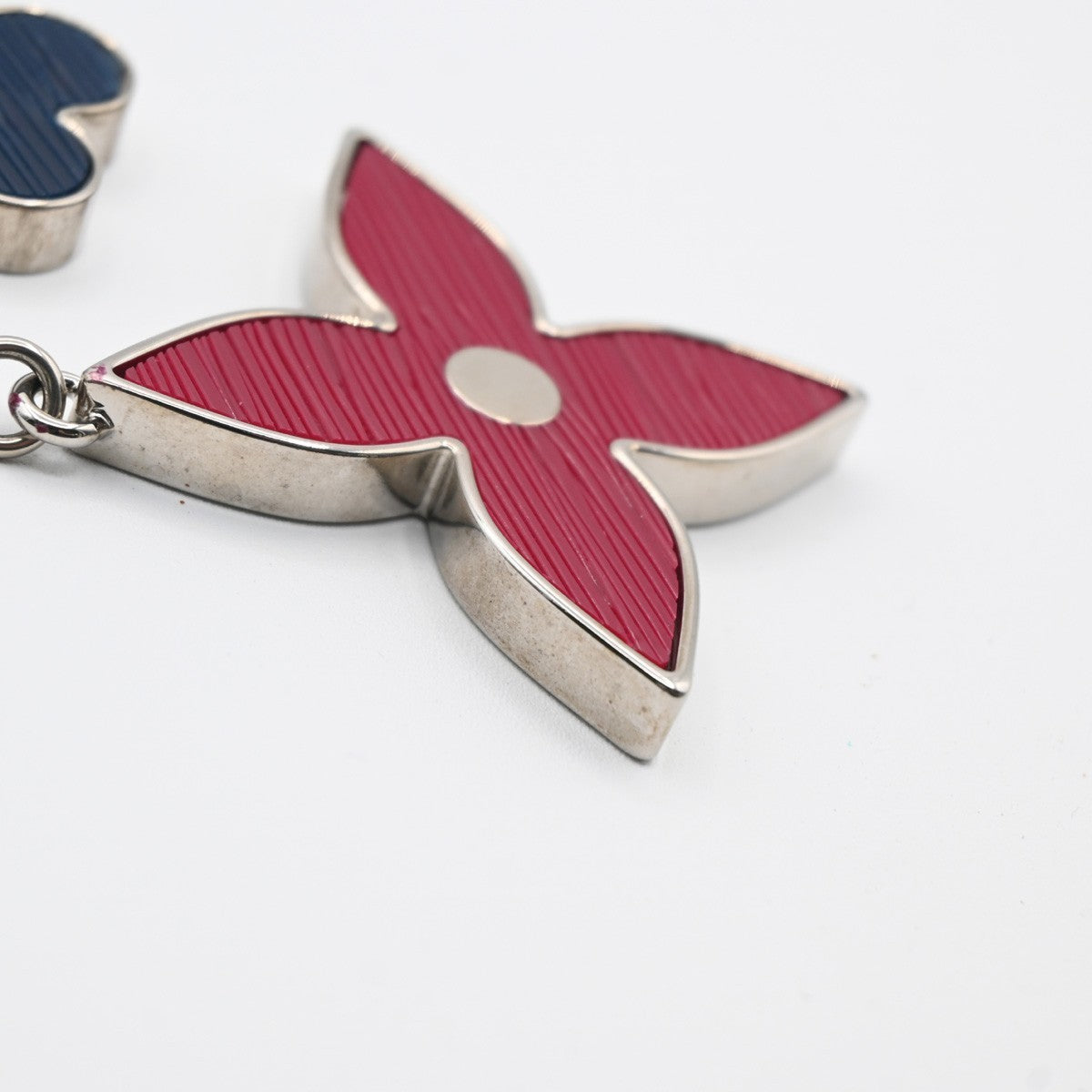 LOUIS VUITTON LV Bijoux Sac Fleur Epi Bag Charm Key Ring BE RD PE M67125 64MA373