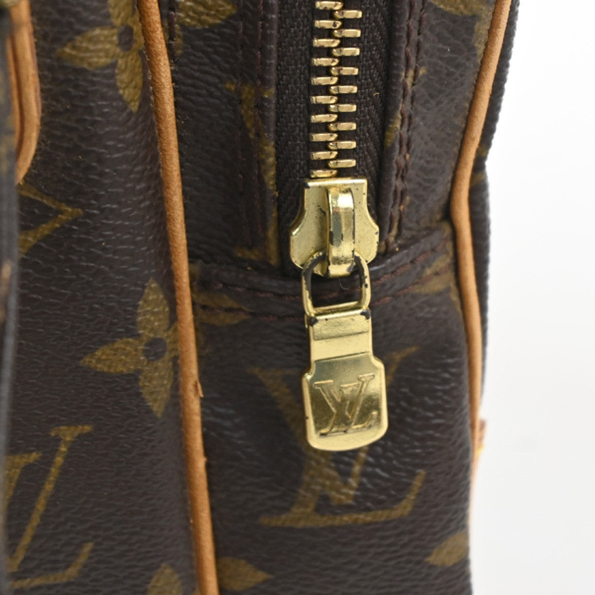 LOUIS VUITTON Amazon Crossbody Shoulder Bag Monogram Leather BN M45236 86YH932
