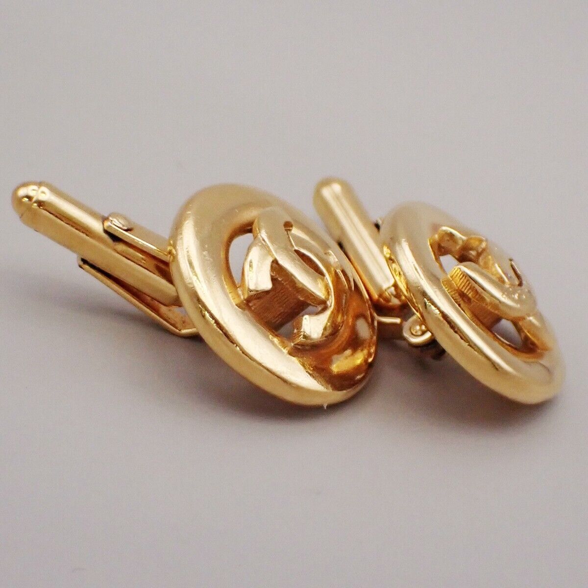 CHANEL CC Logo Round Cufflinks Gold-Plated GHW Accessory 62RL074