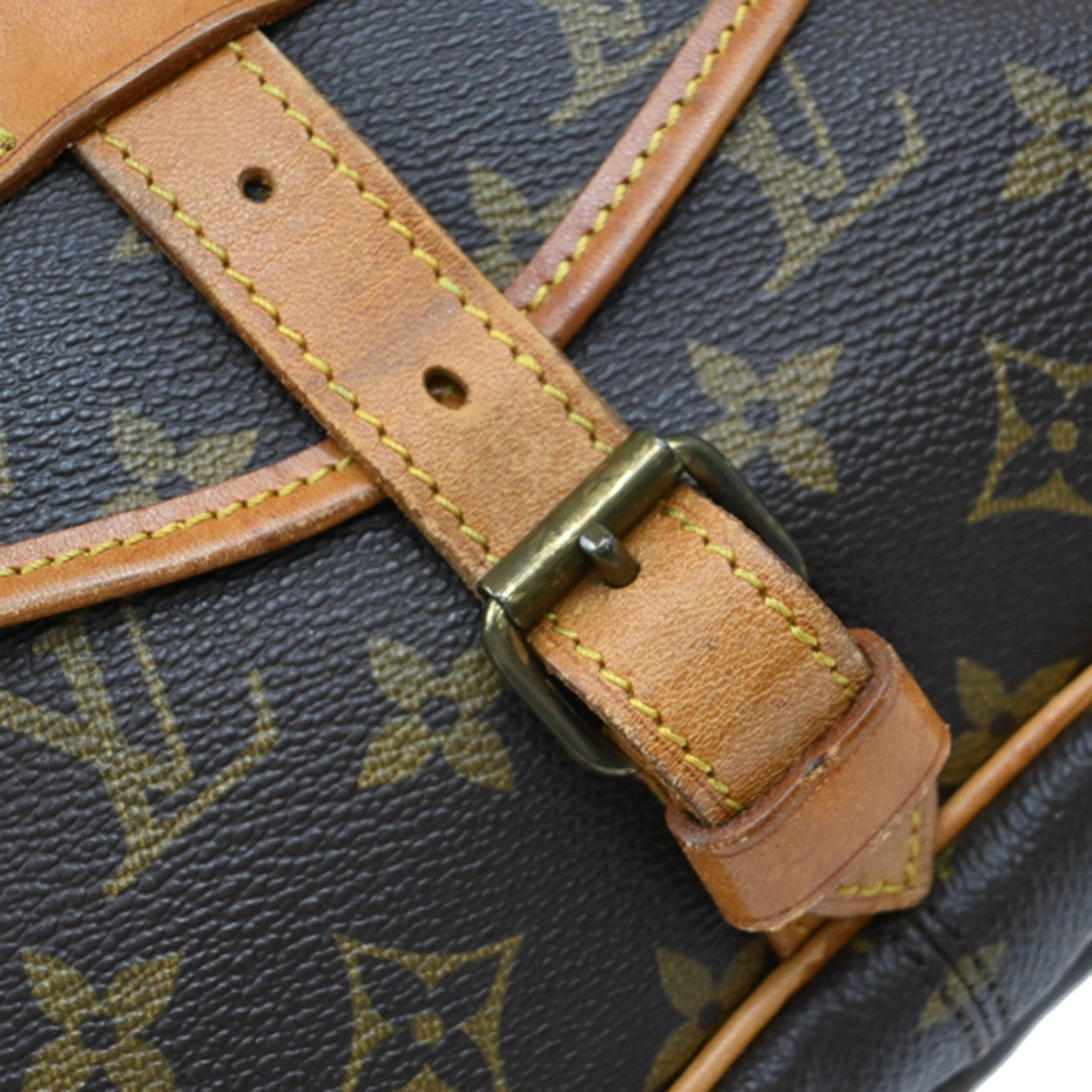 LOUIS VUITTON Logo Saumur 30 Shoulder Bag Monogram Leather Brown M42256 18EF915
