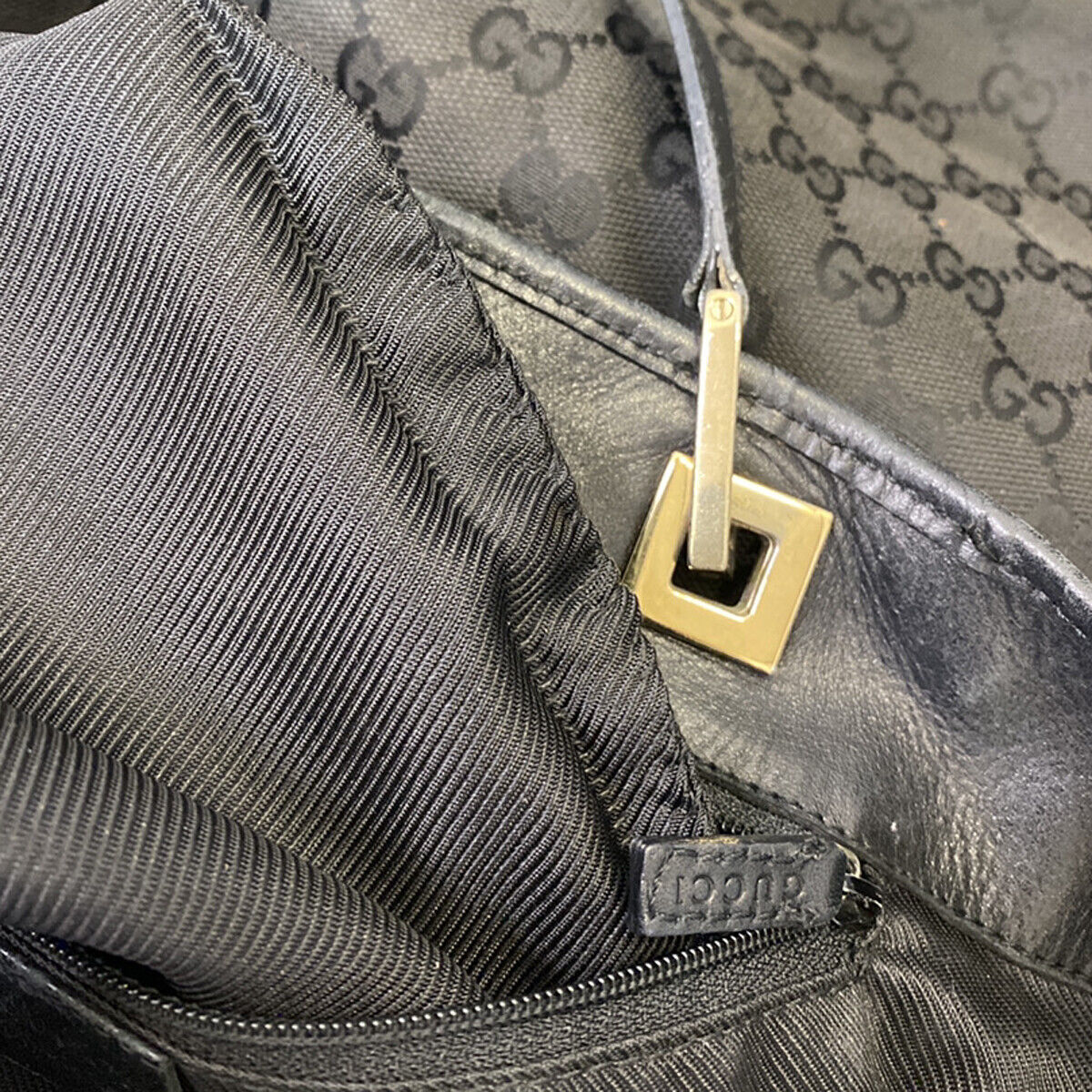 GUCCI Logo GG Pattern Shoulder Tote Bag Canvas Leather Black GHW Italy 09YG536