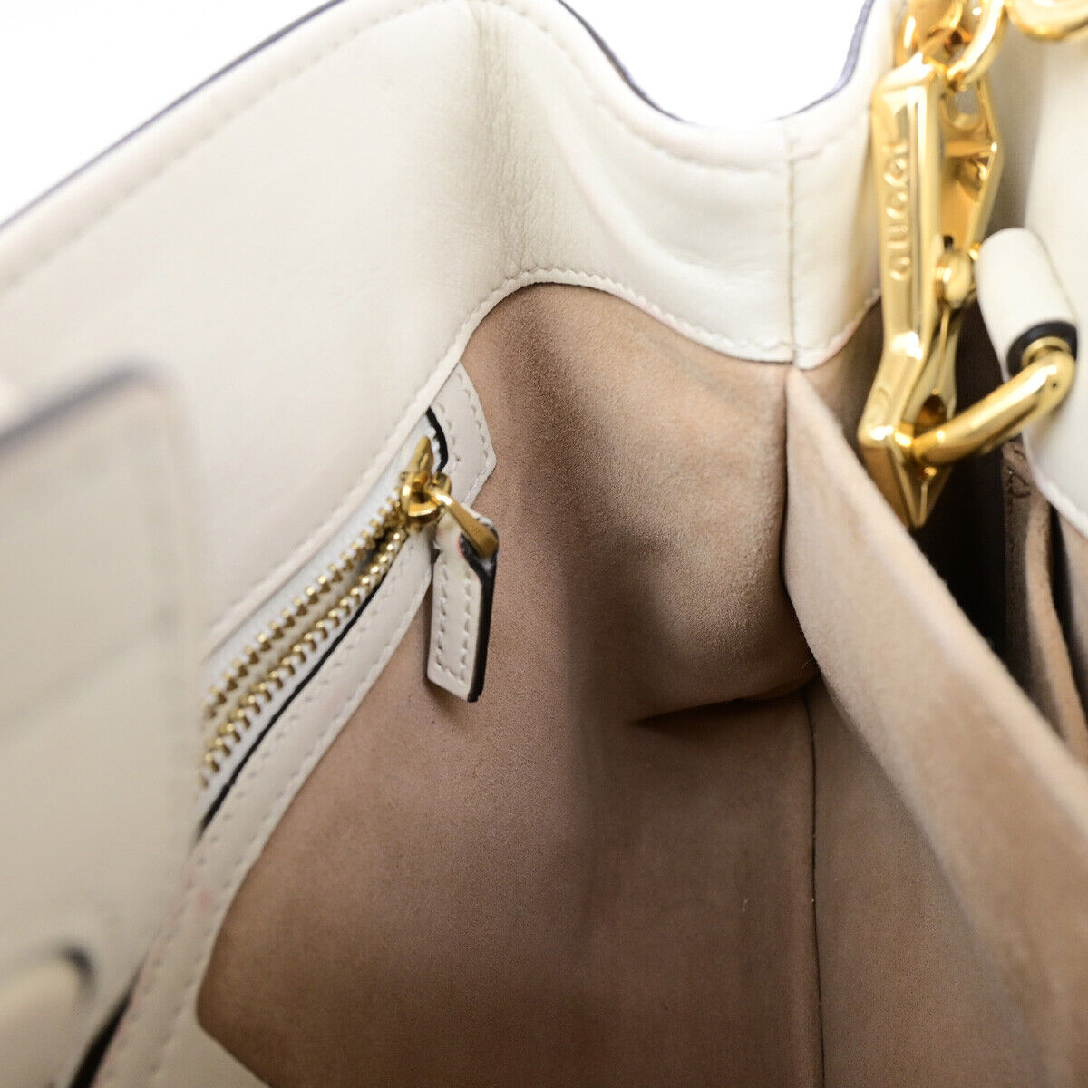 GUCCI Logo Sylvie Sherry 2 Way Shoulder Hand Bag Leather White GHW Italy 21YG624