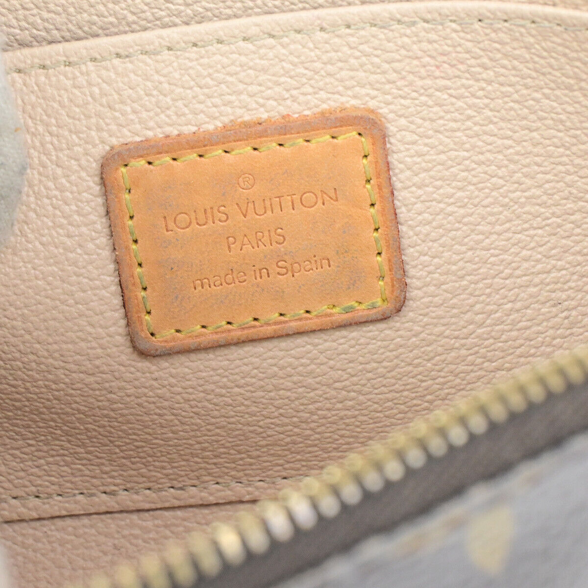 LOUIS VUITTON Pochette Cosmetic Pouch Bag Monogram Leather BN M47515 05YG683